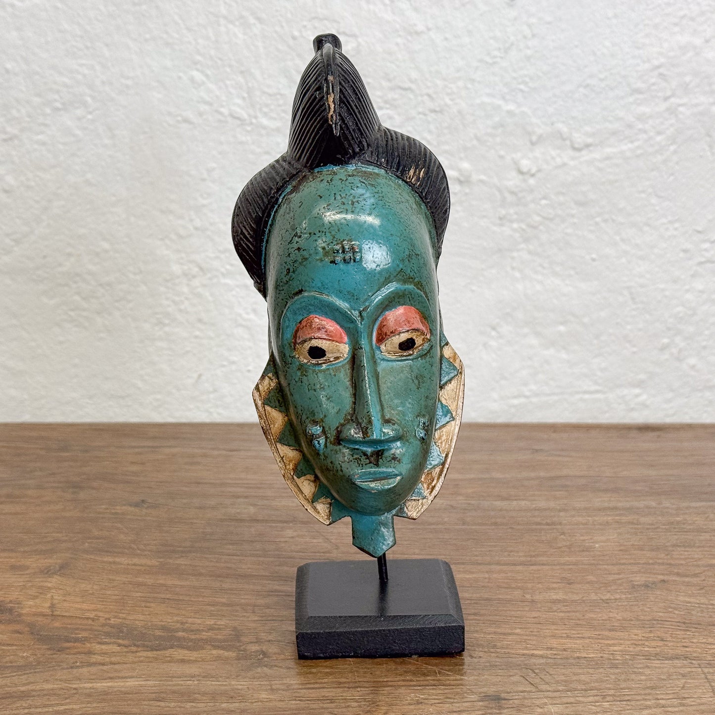 Guru Passport Mask