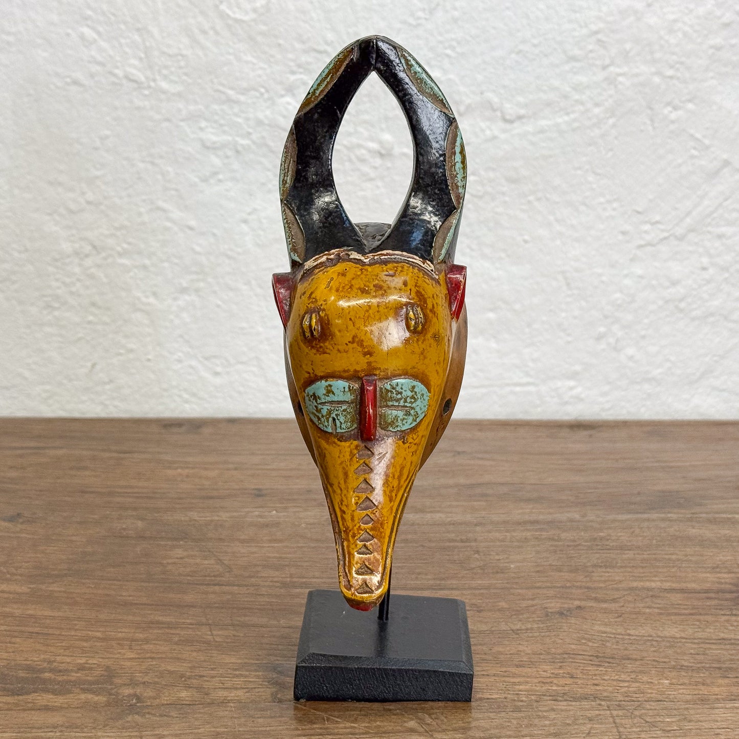 Guru Passport Mask