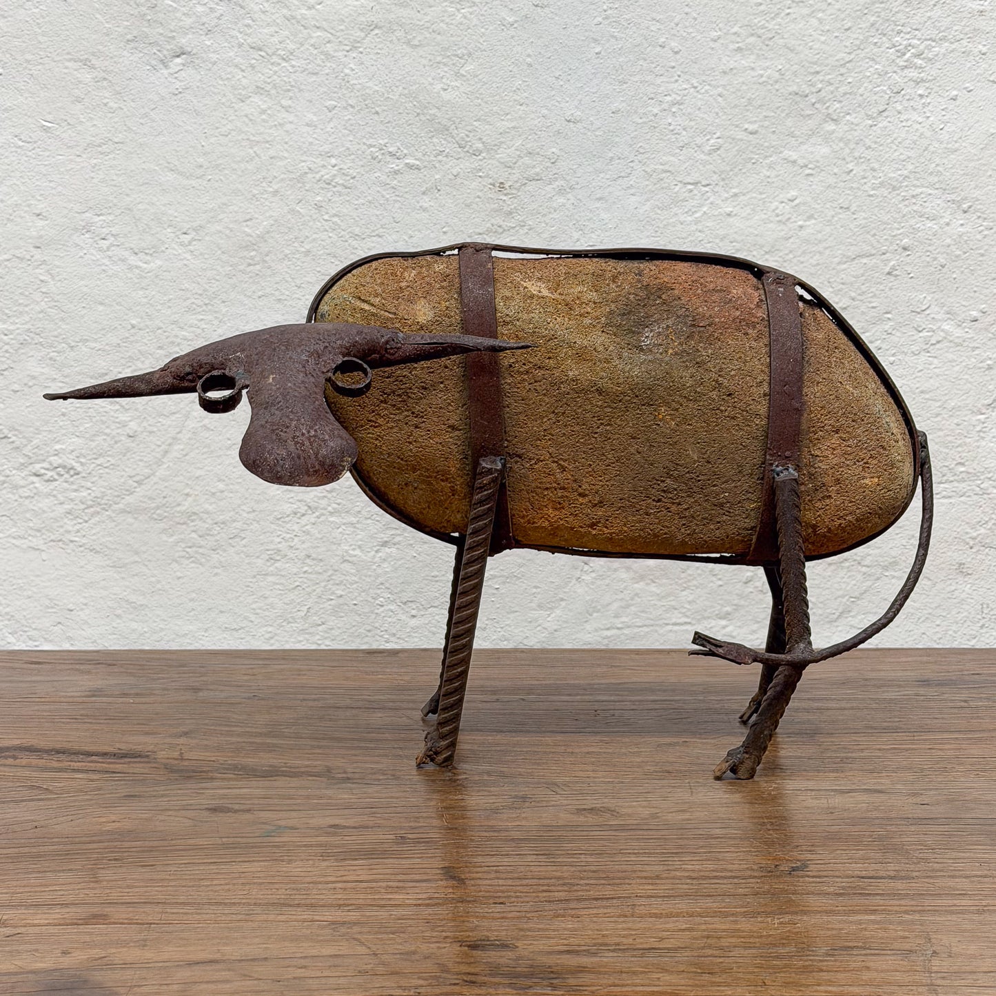 Medium Stone Cow - Zimbabwe