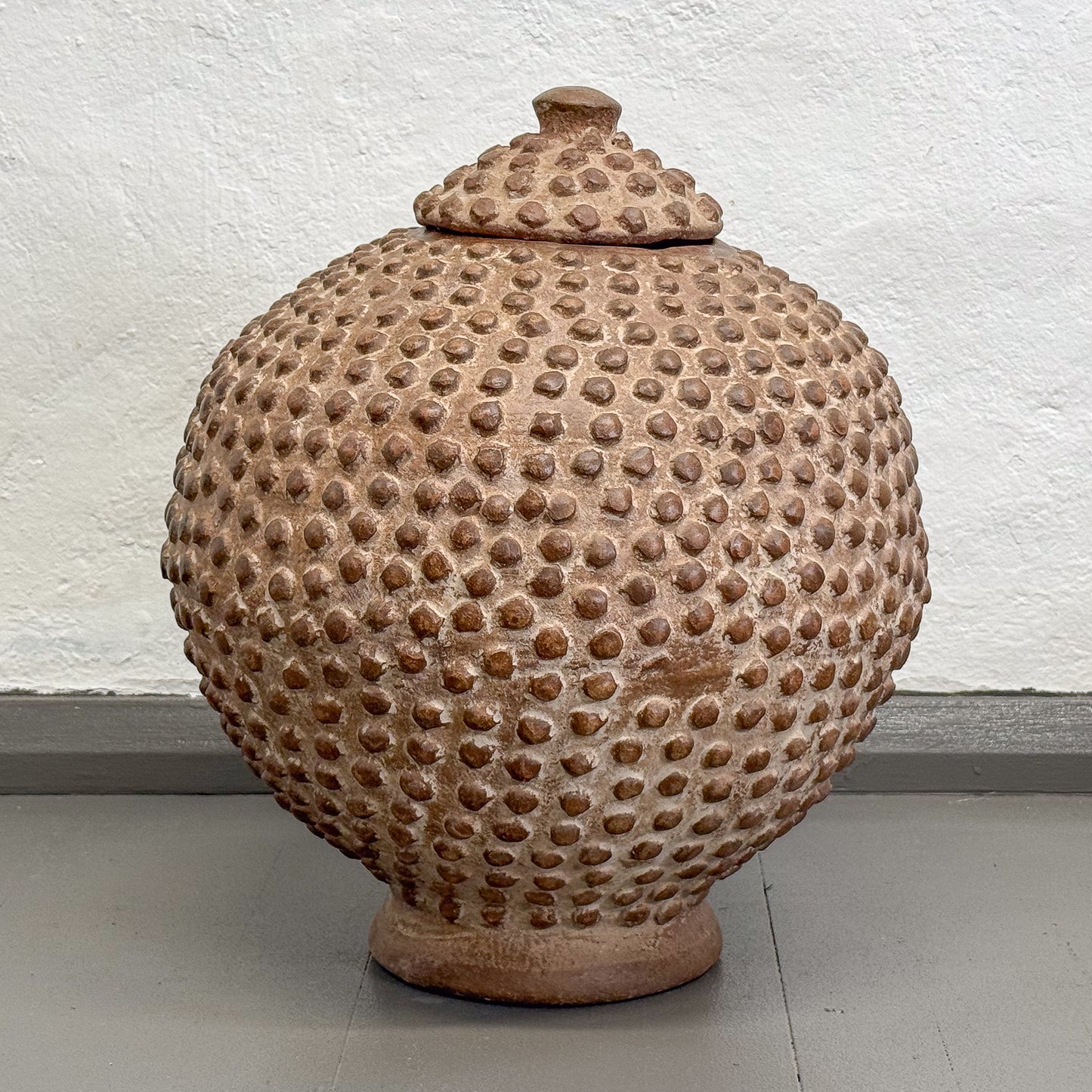 Lobi Round Clay Pot Large