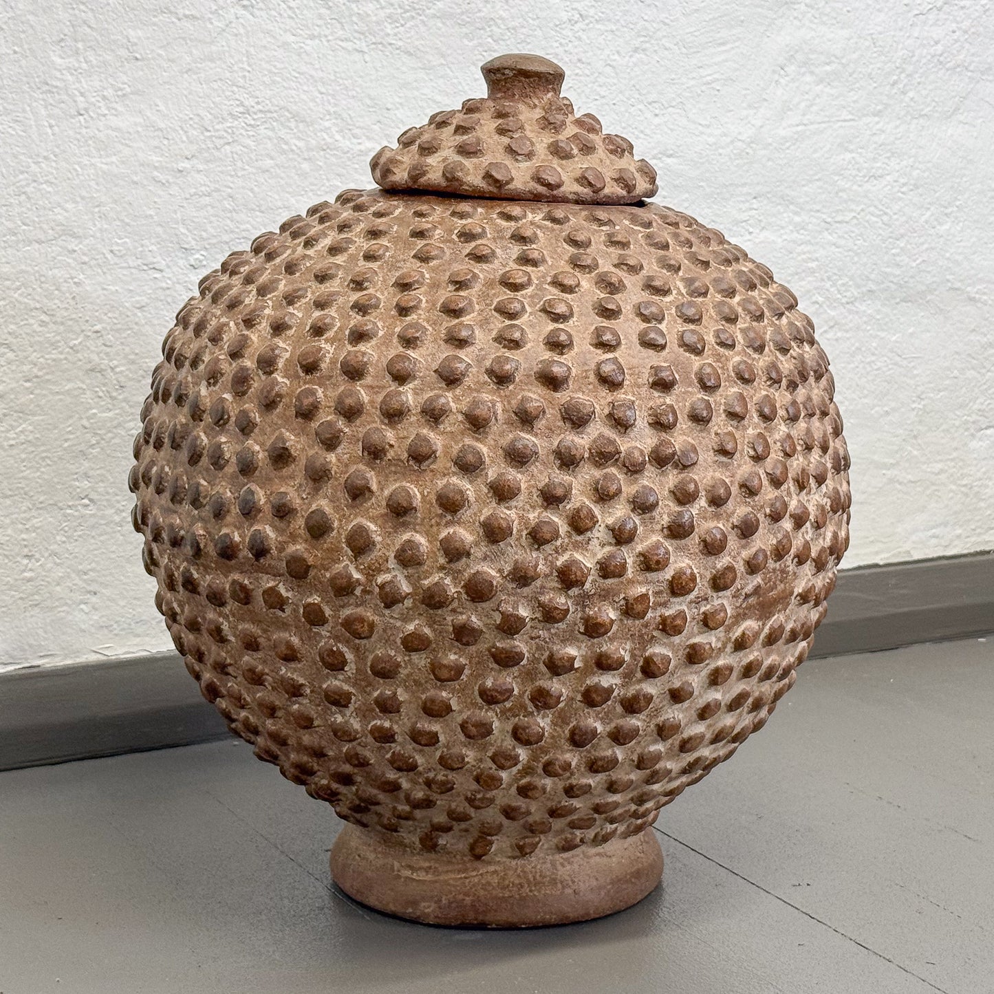 Lobi Round Clay Pot Large