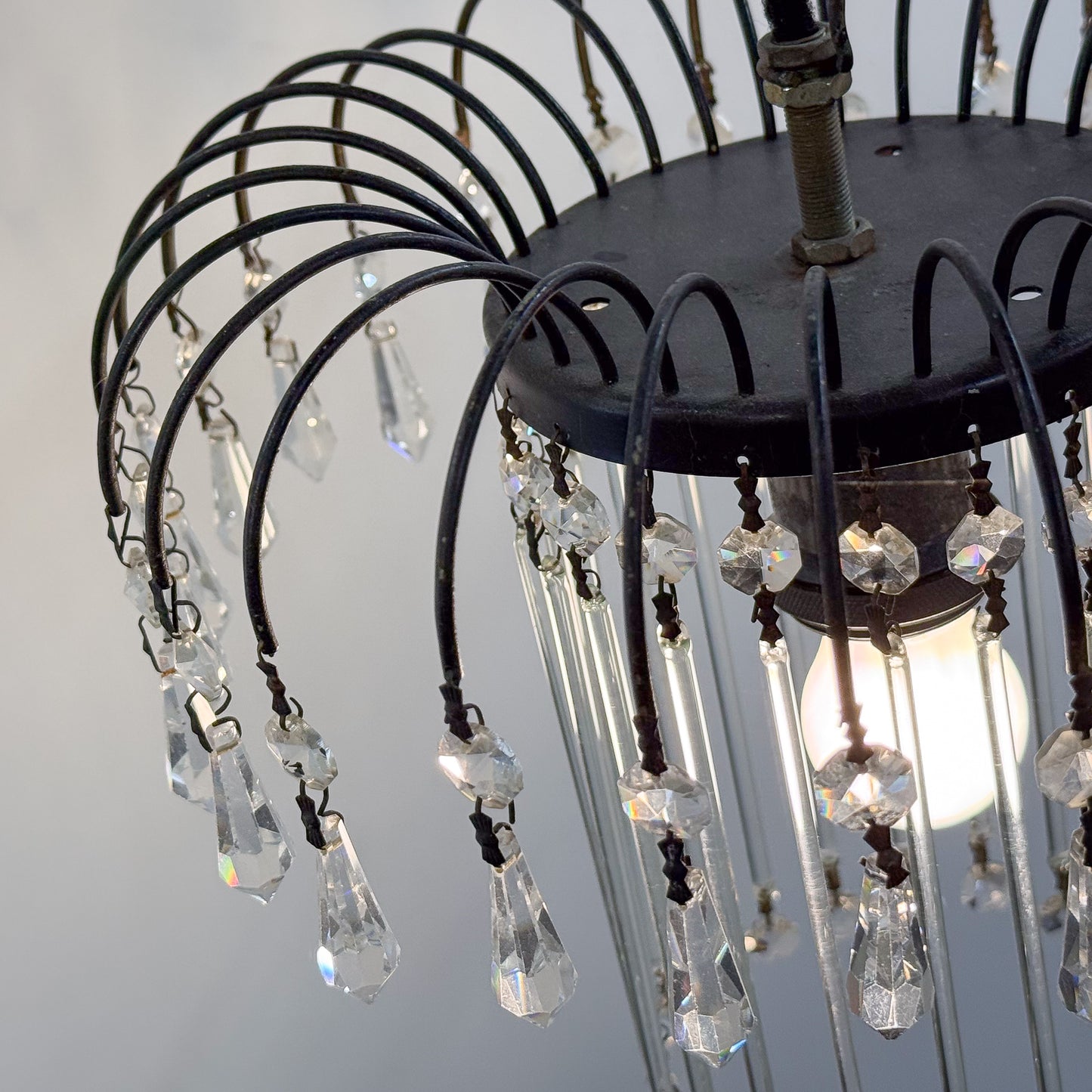 Arched Metal Lamp with Crystal