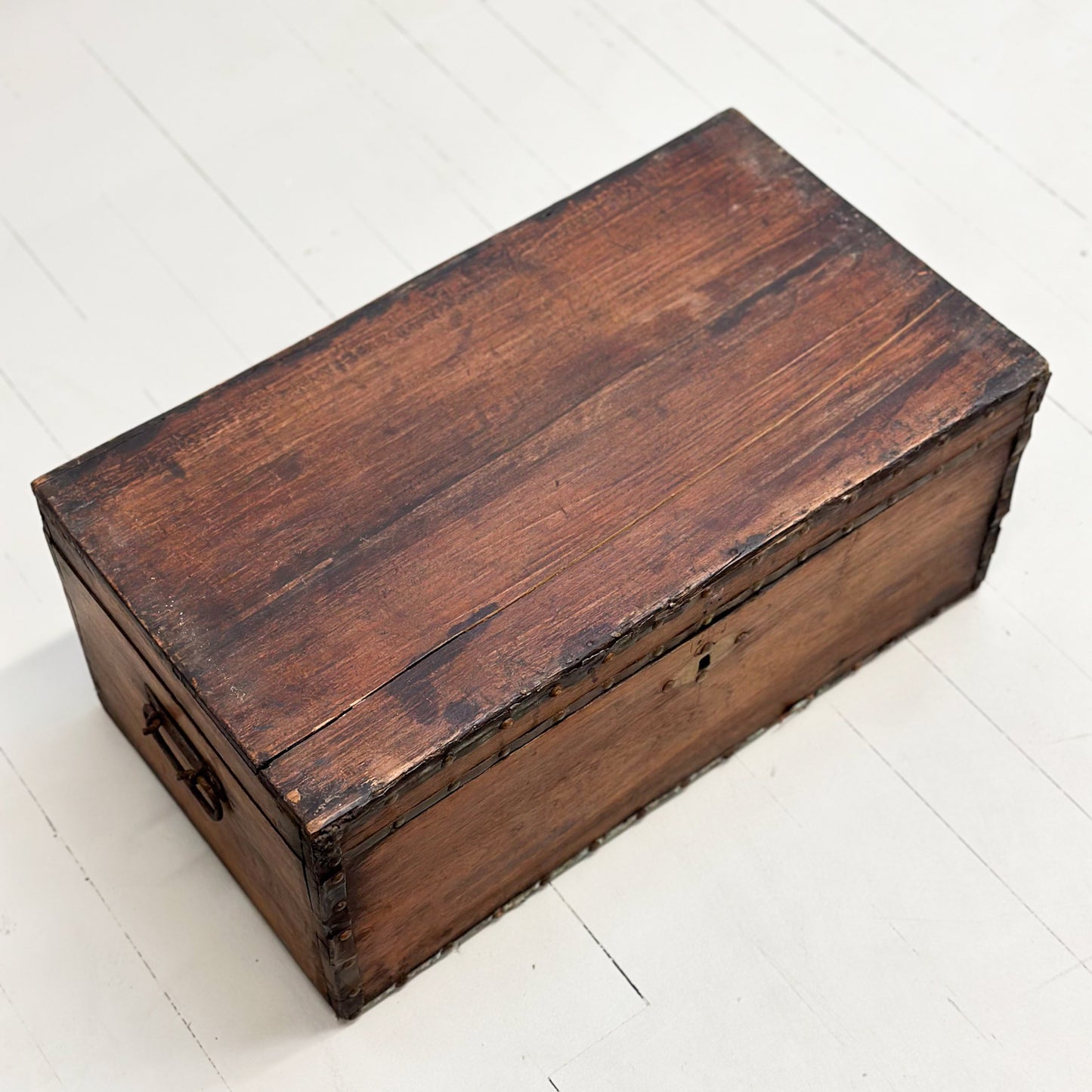 Simple Vintage Javanese Box