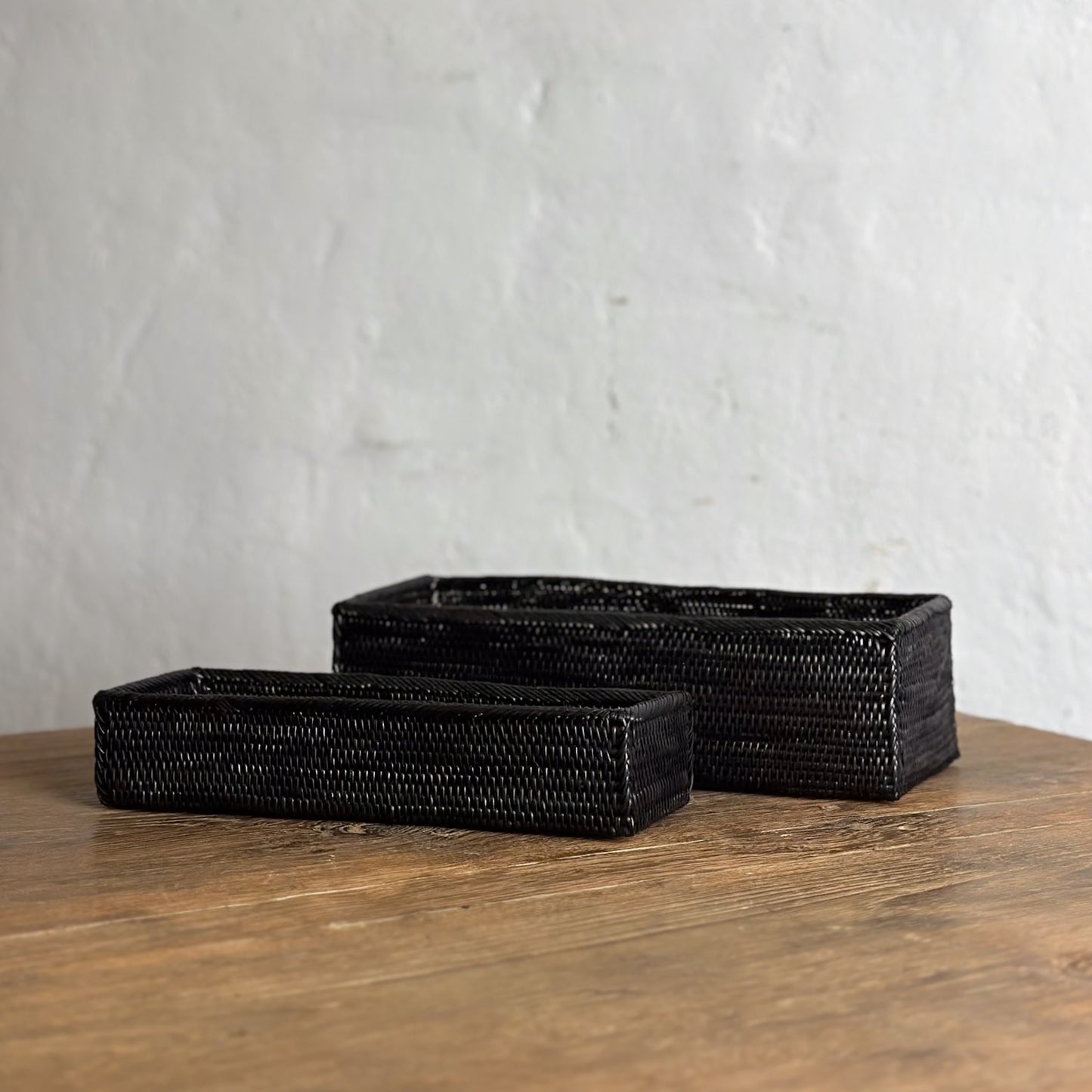Simple Black Atta Box