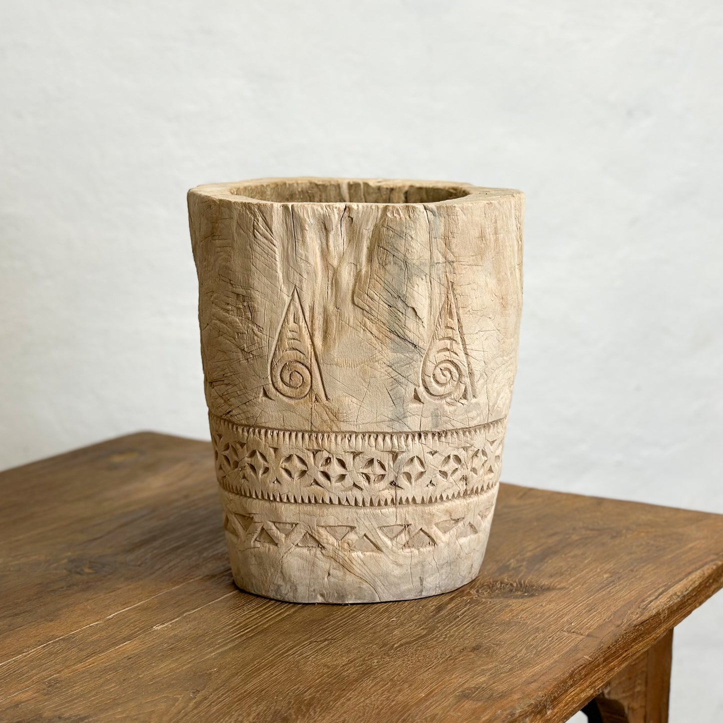 Carved Bleached Teak Lesung