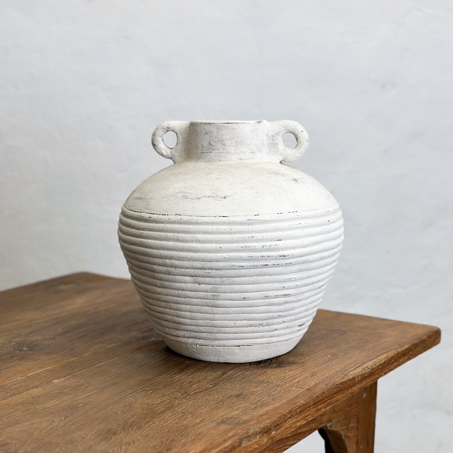 Ribbed Squat Terracotta Pot