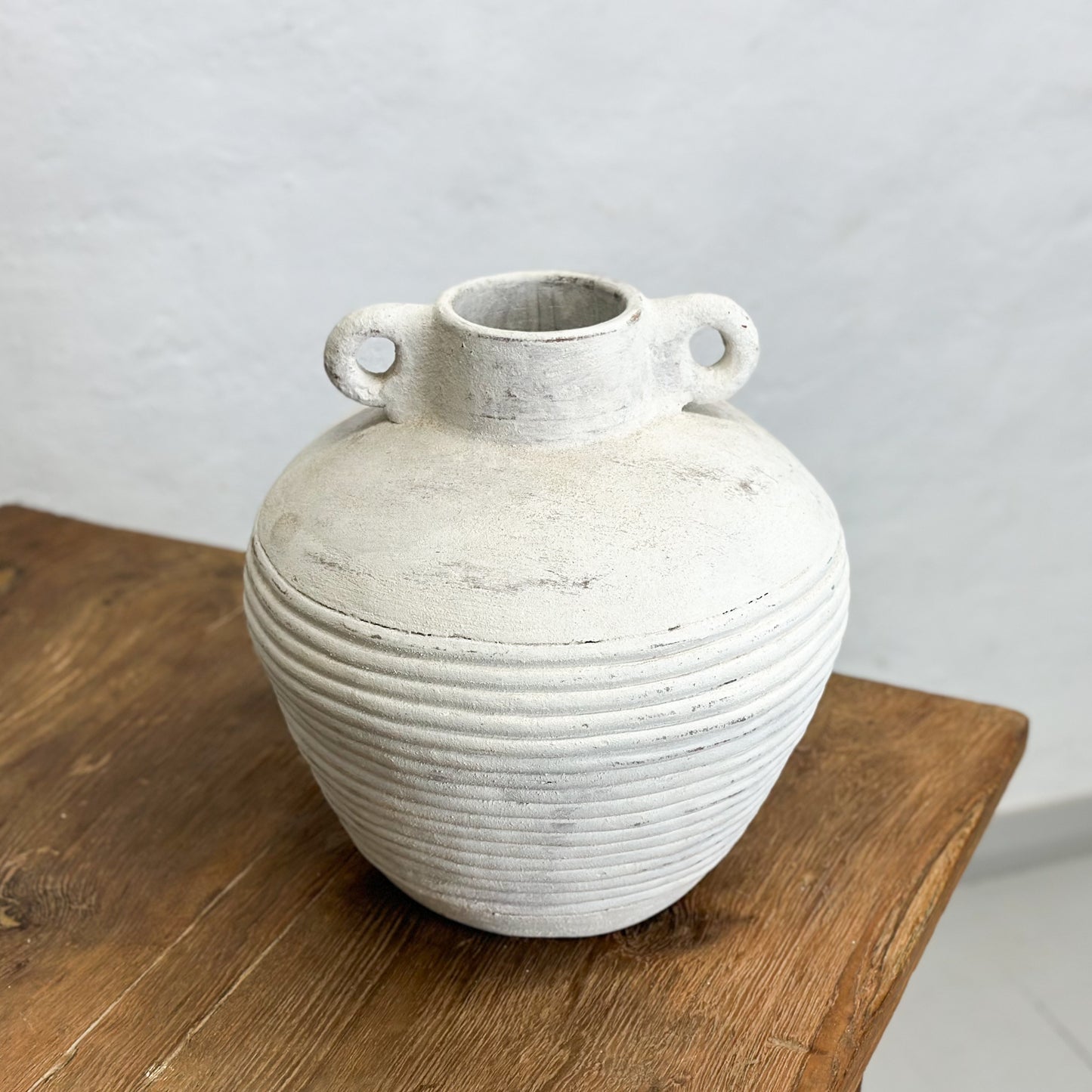 Ribbed Squat Terracotta Pot