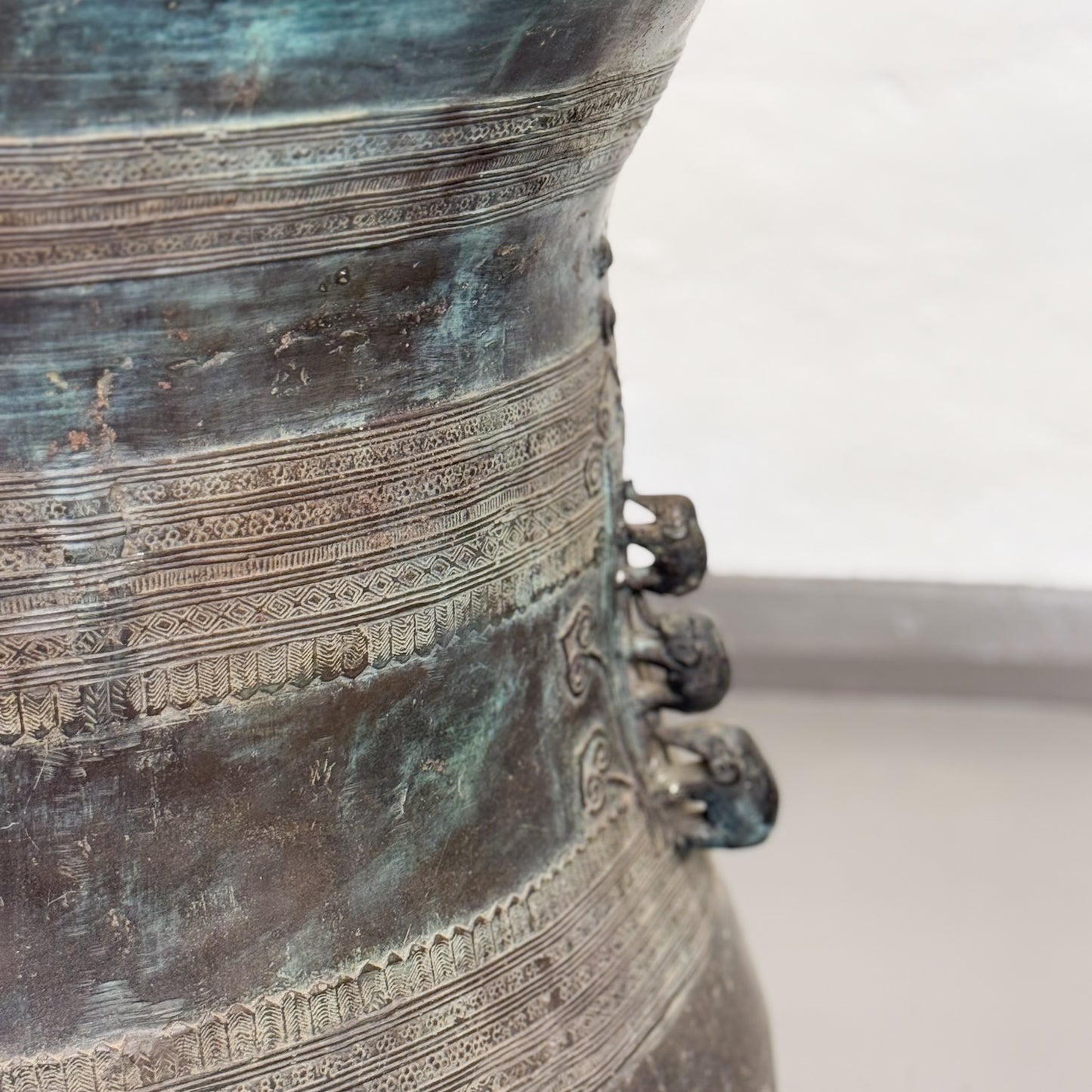 Large Bronze Raindrum