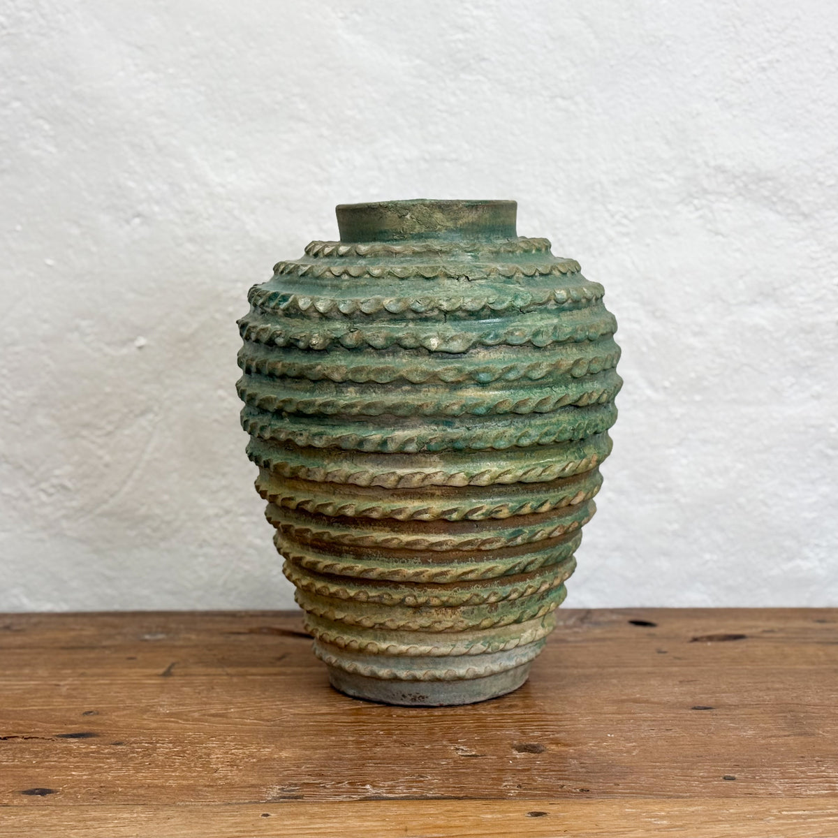 Green Pot Ribbed Small Stippled Ribbed Green Terracotta Pot – Orient House