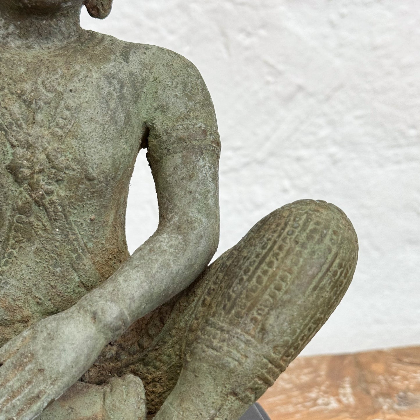 Bronze Traditional Thai Drummer