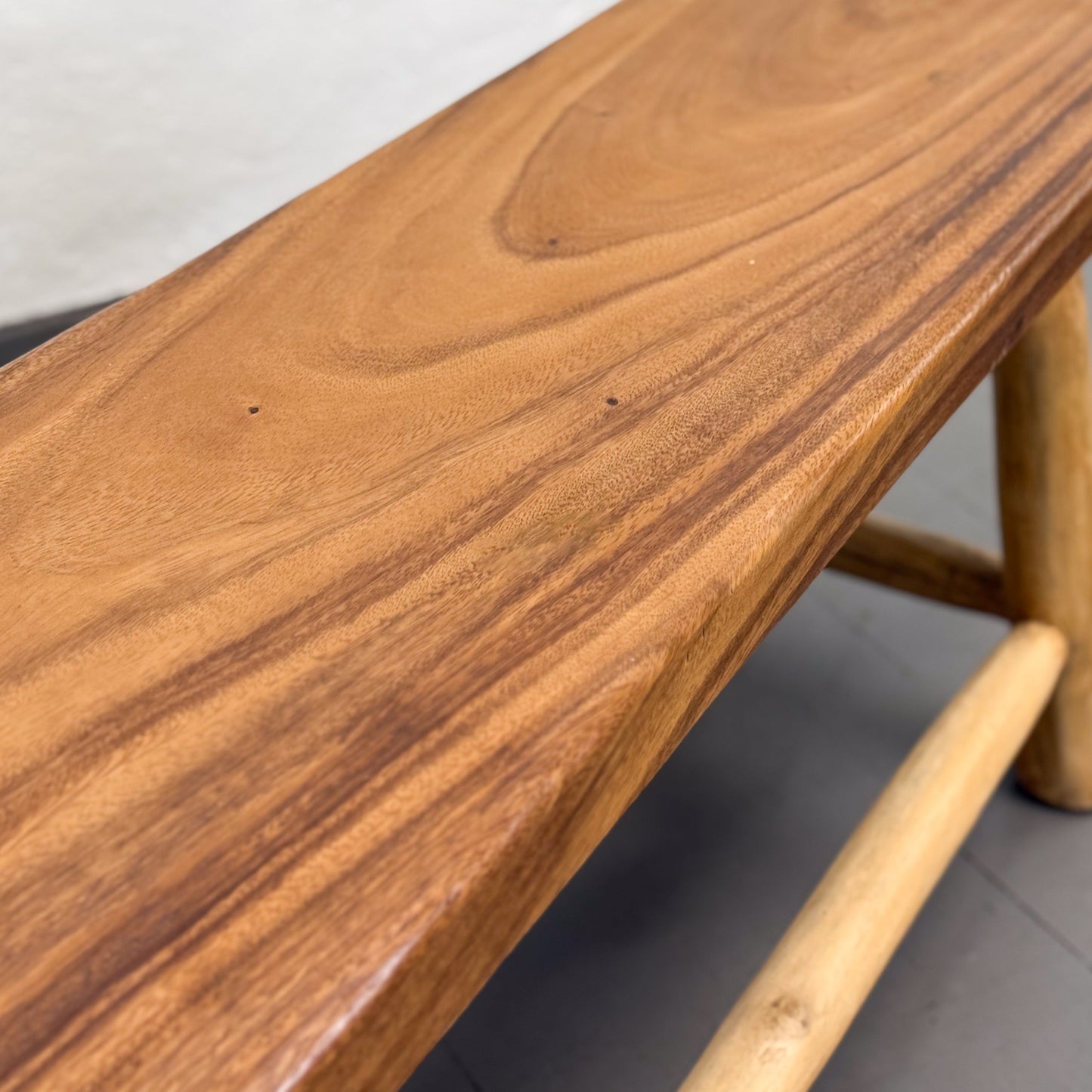 Branch Brace Suar Wood Bench