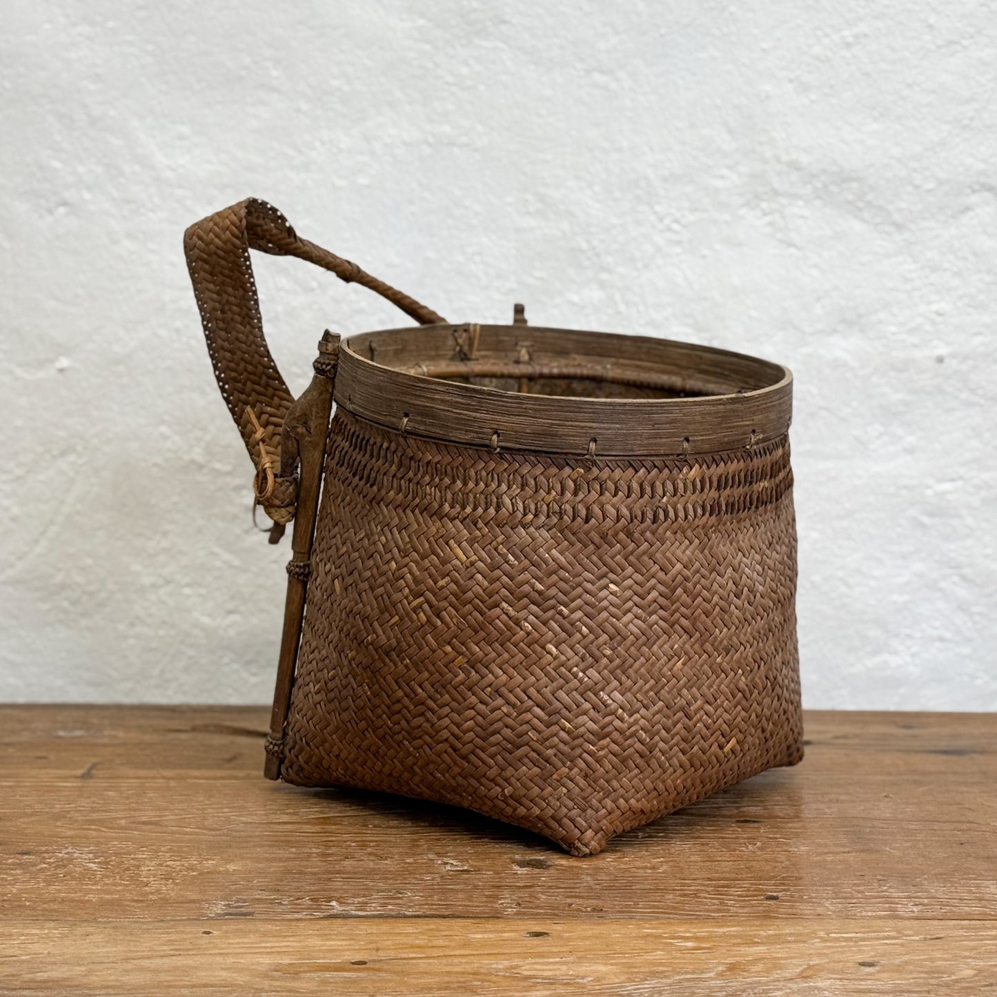 Vintage Kalimantan Basket III