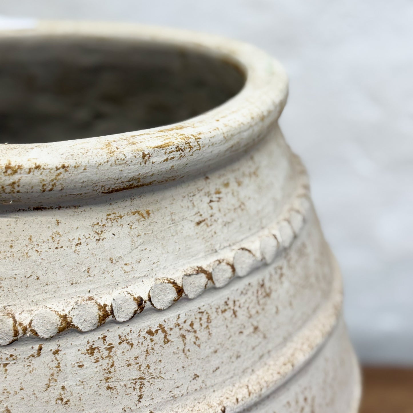 Dagar Style Pot