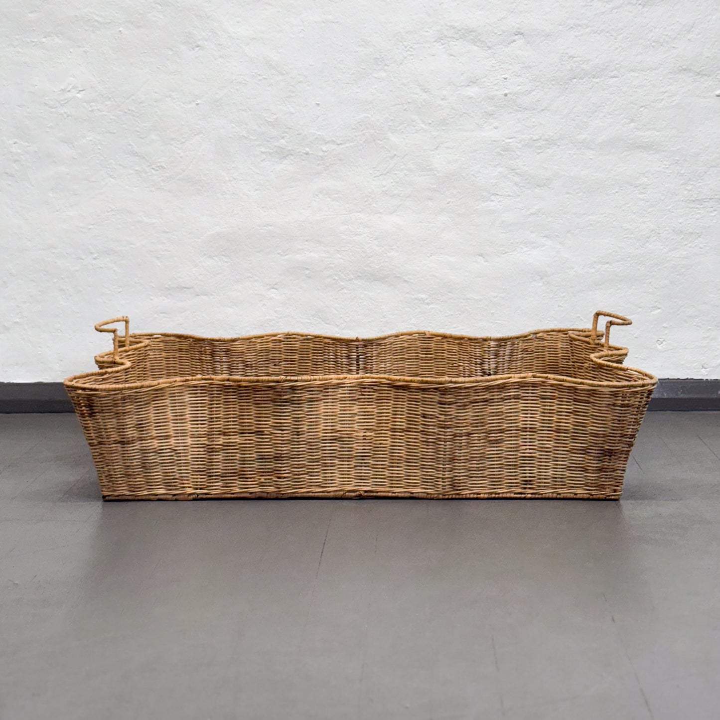 Scalloped Edge Basket