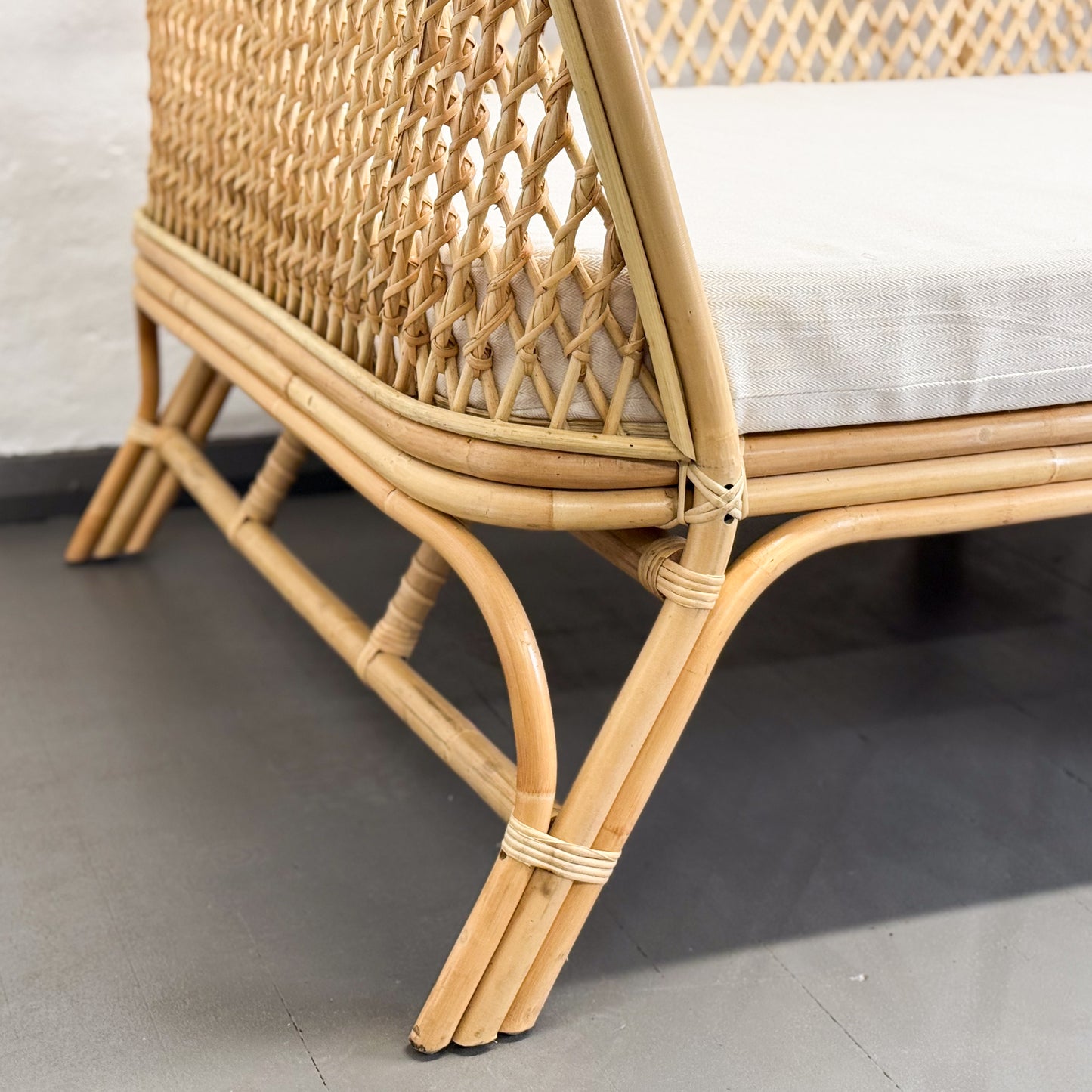 Trellis Cane Daybed