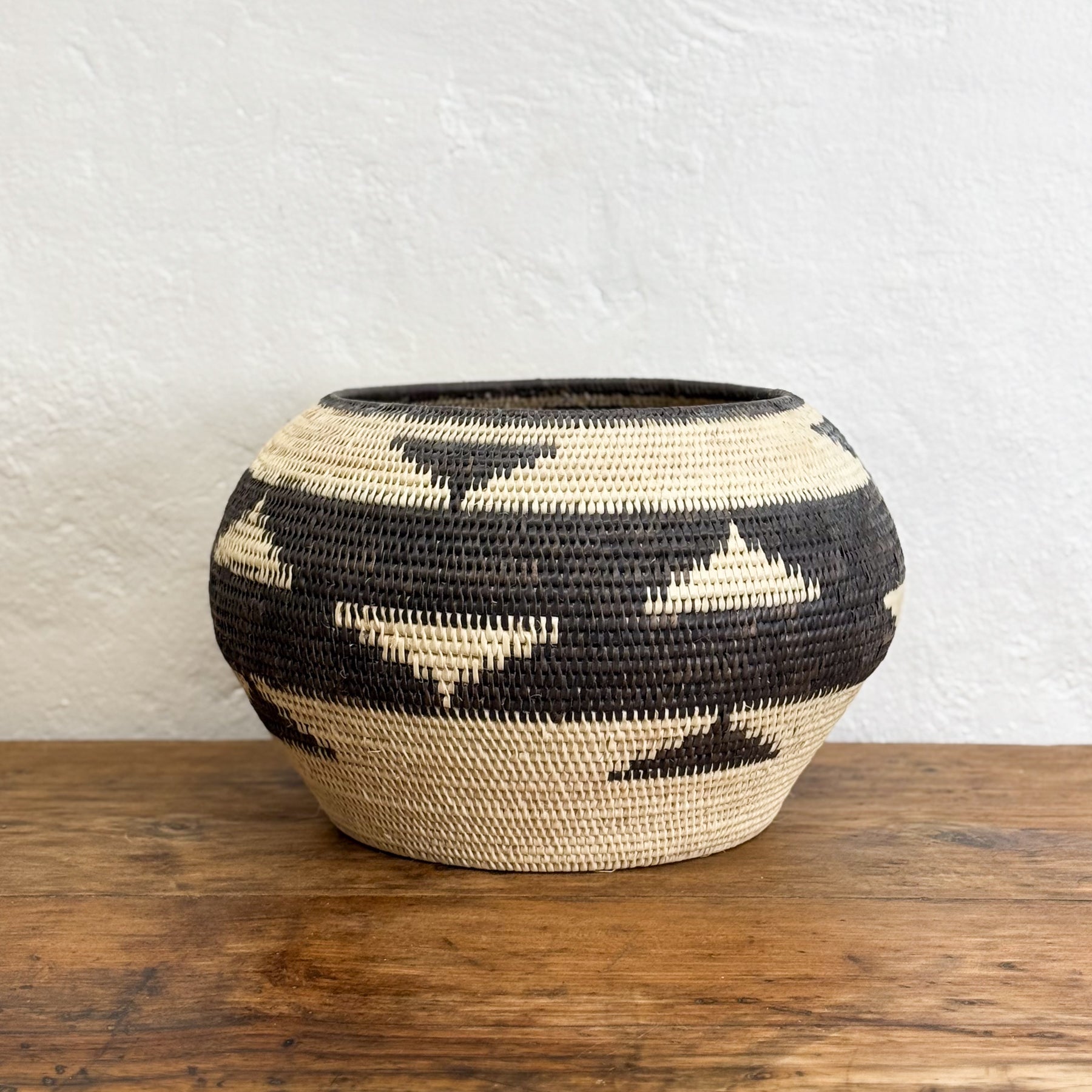 Medium Patterned Lombok Basket