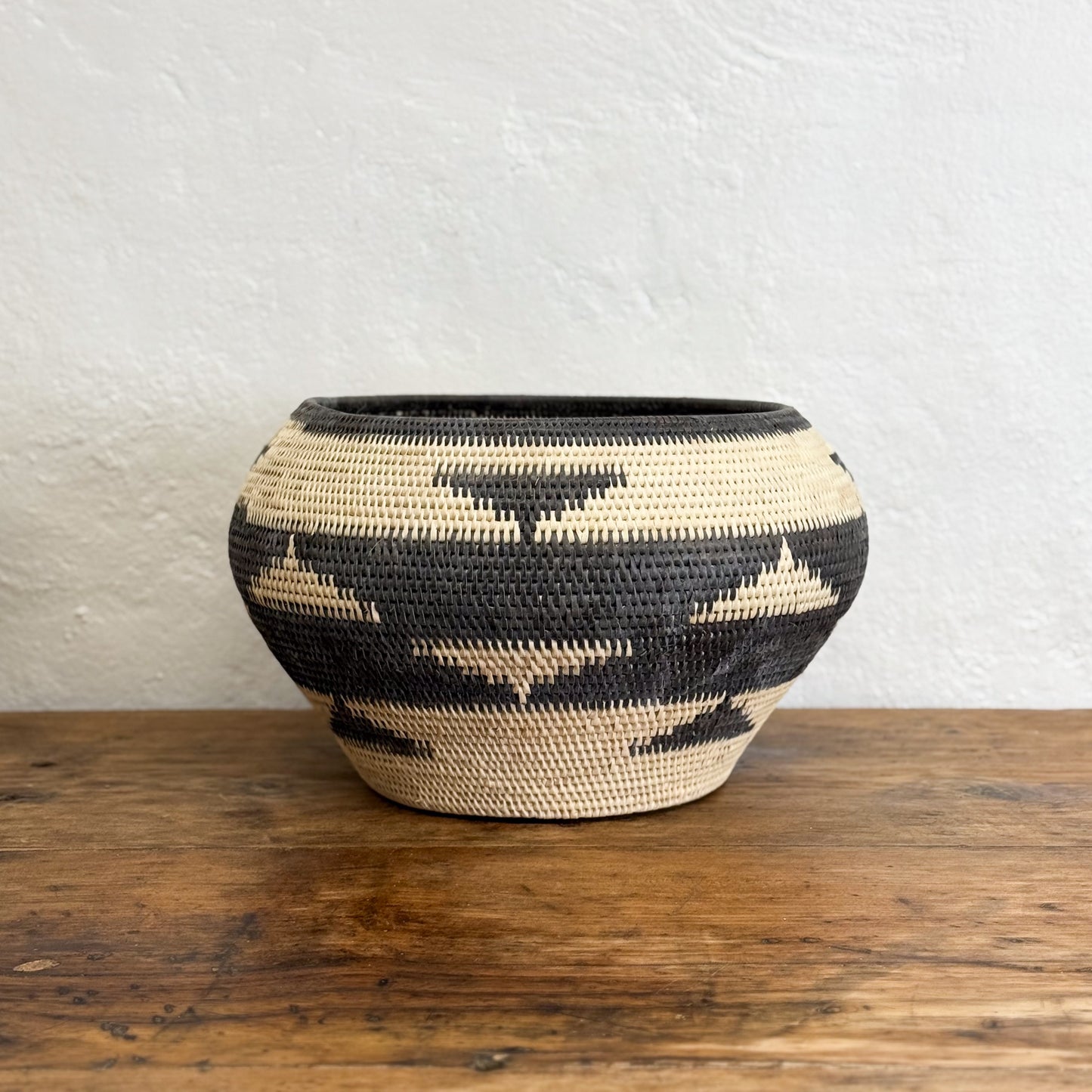 Medium Patterned Lombok Basket