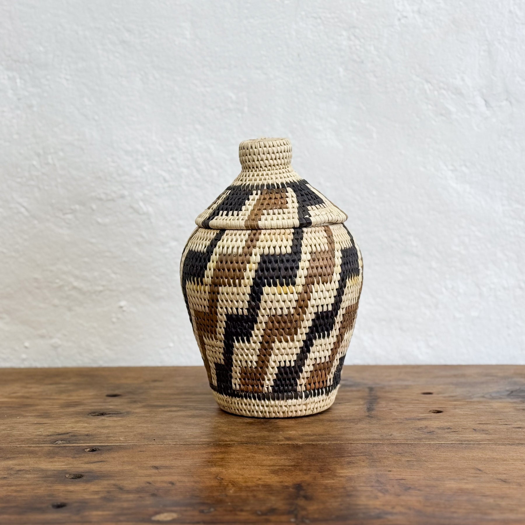 Lidded Lombok Basket