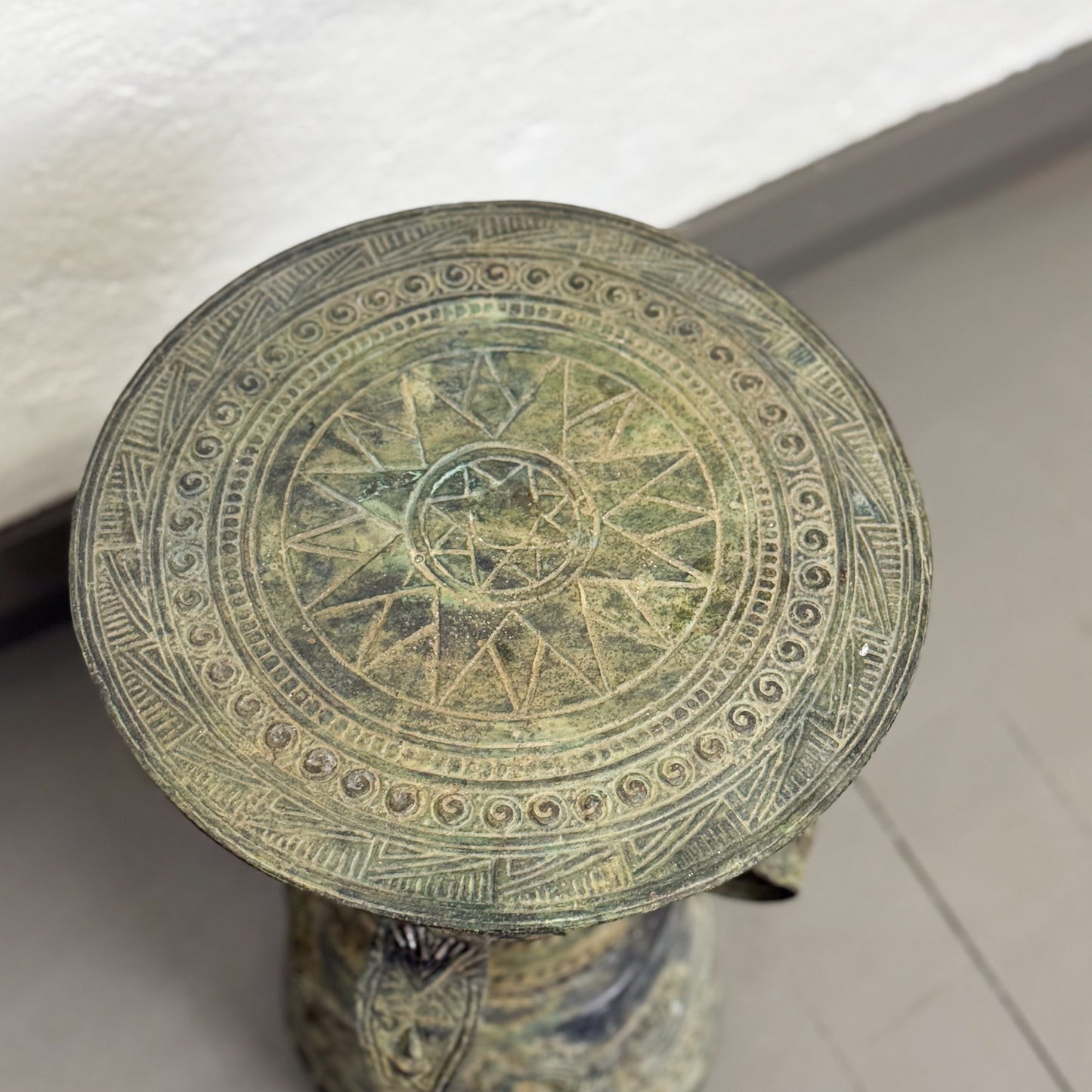 Bronze Rain Drum with Roosters