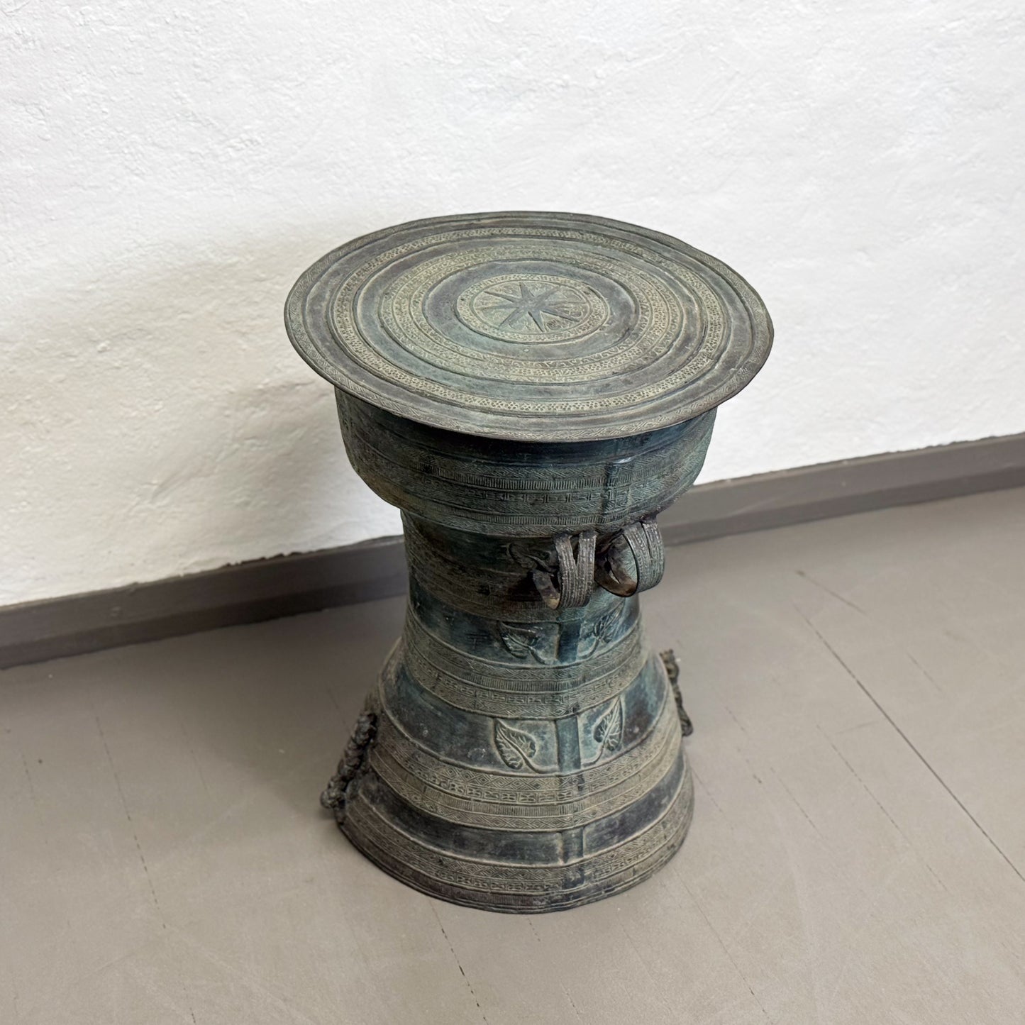 Bronze Rain Drum with Leaf Pattern