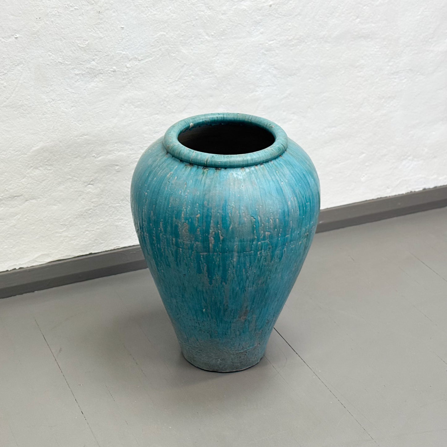 Extra Large Simple Turquoise Pot
