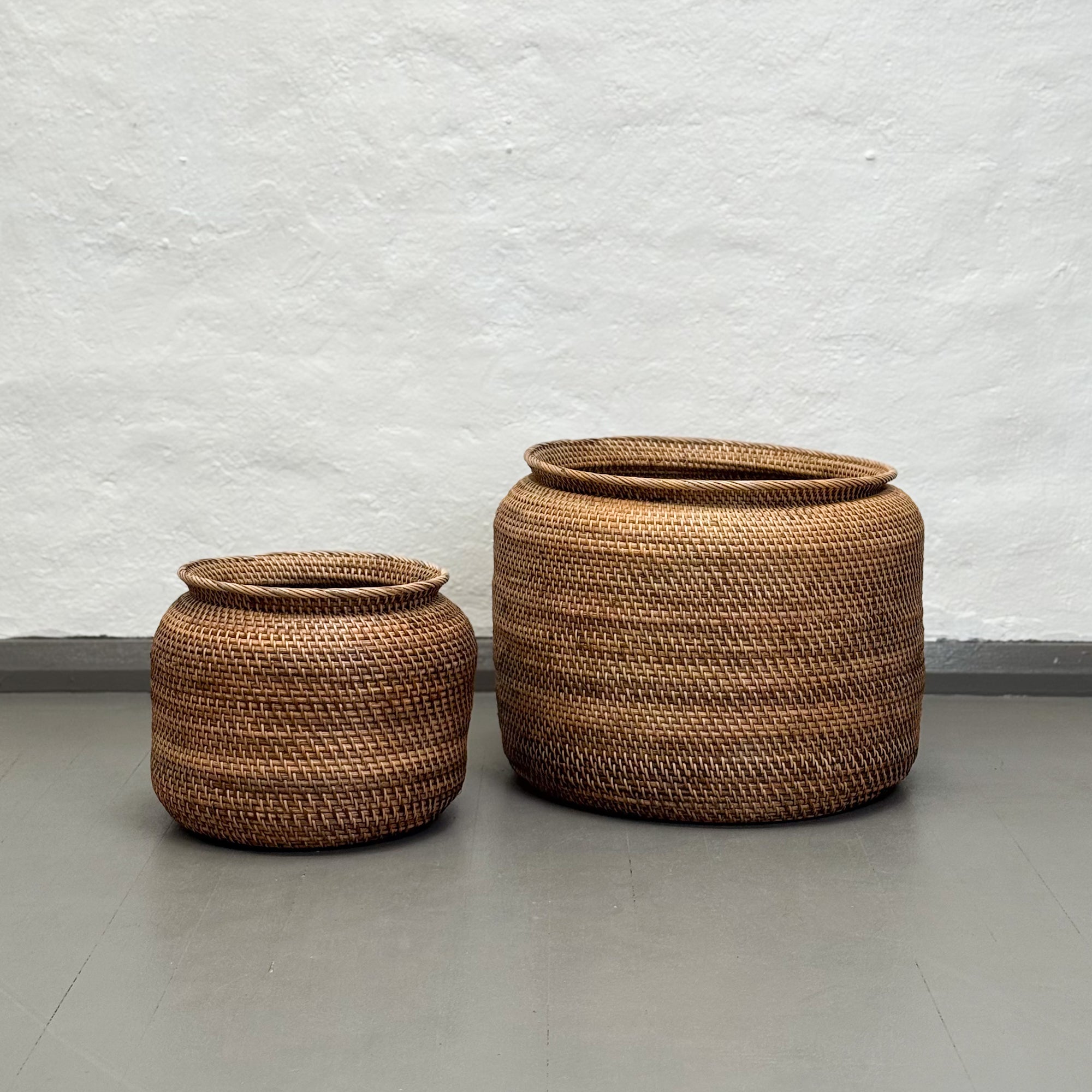 Dark Brown Rattan Planter