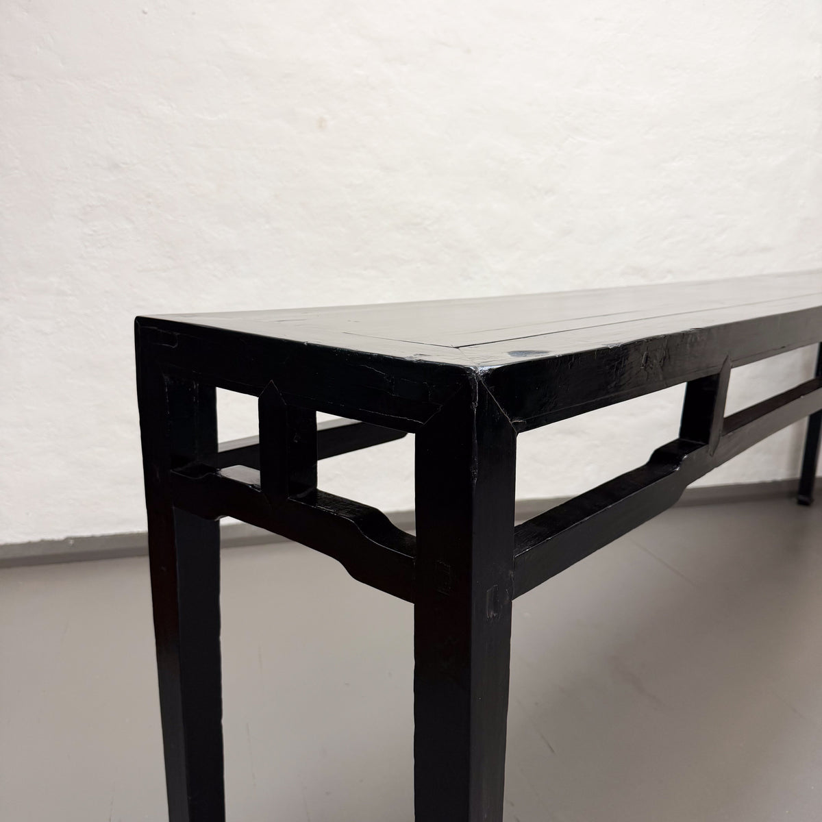 Vintage Chinese Black Timber Console Table