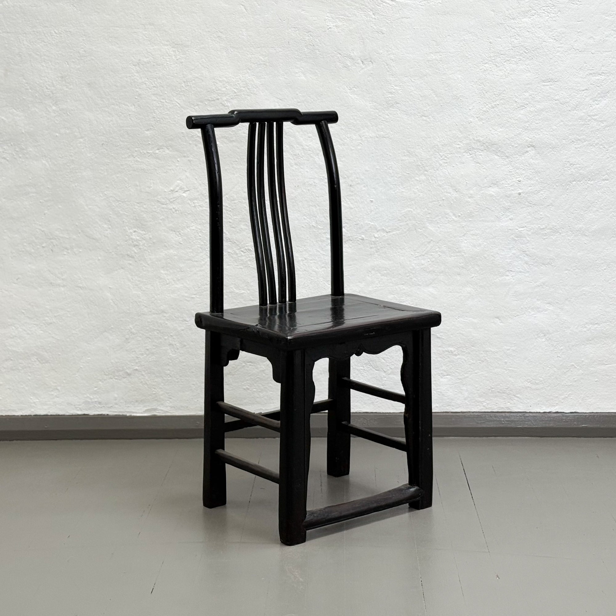 Southern Style Armless Lacquered Chair