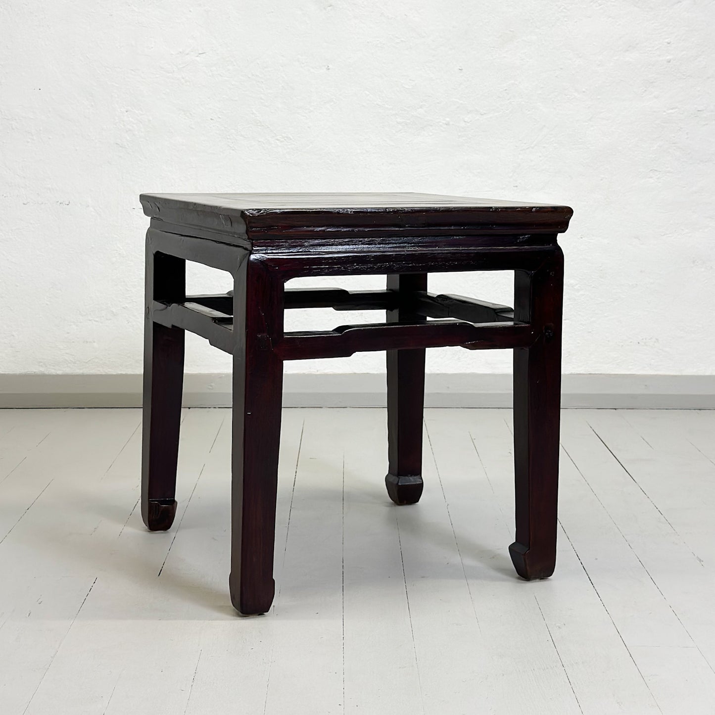 Simple Elm Side Table