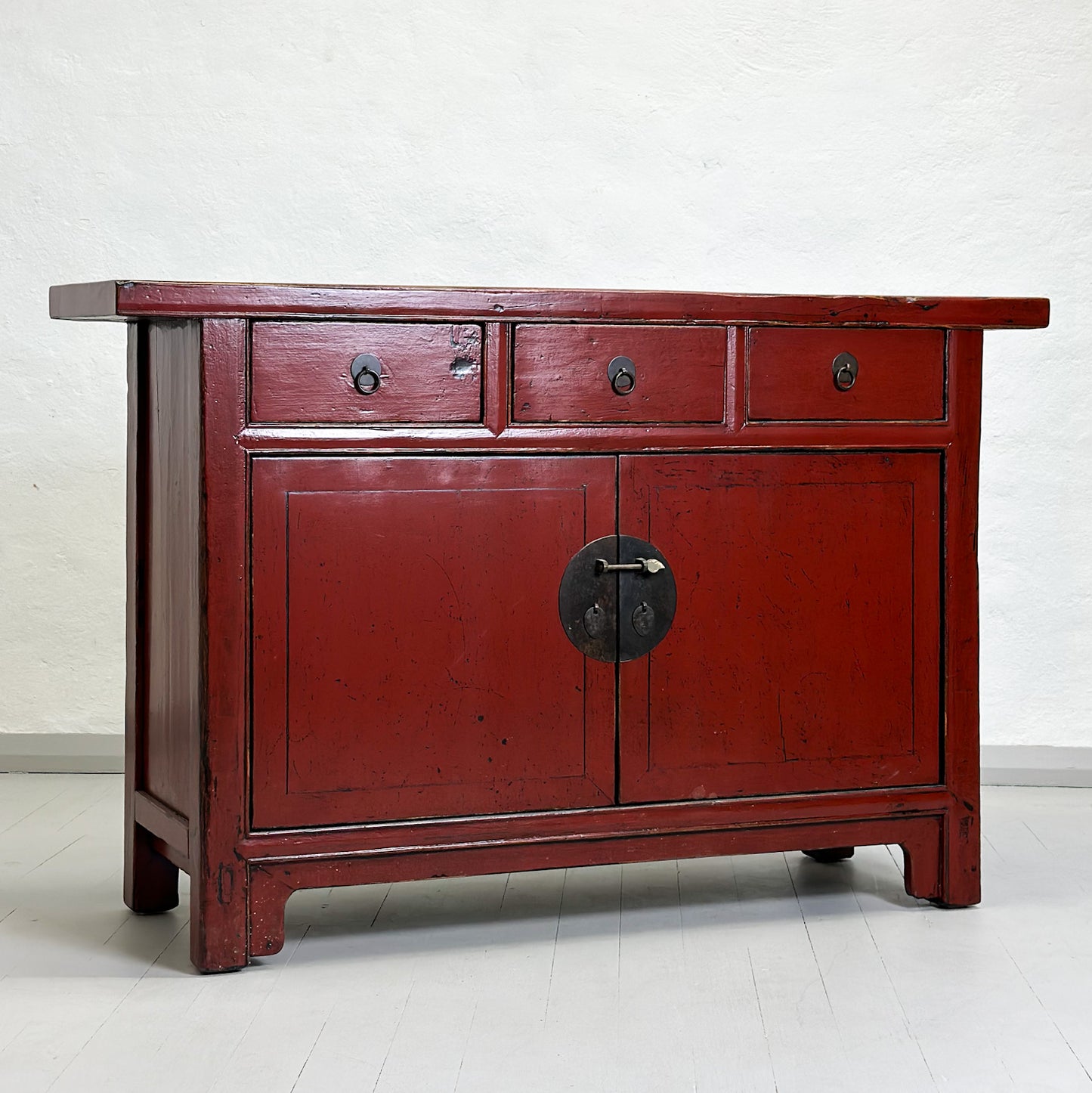 3 Drawer Beijing Cabinet