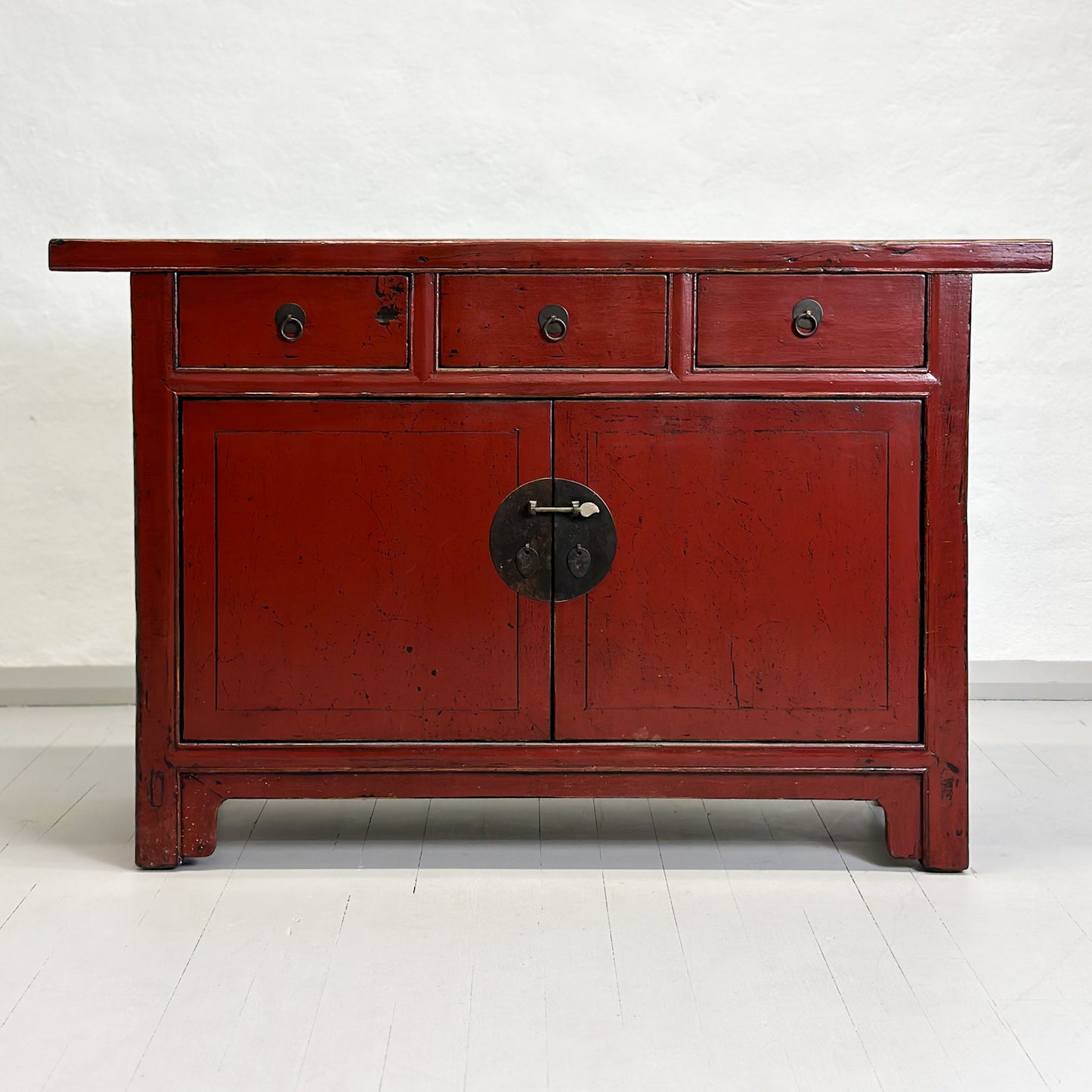 3 Drawer Beijing Cabinet