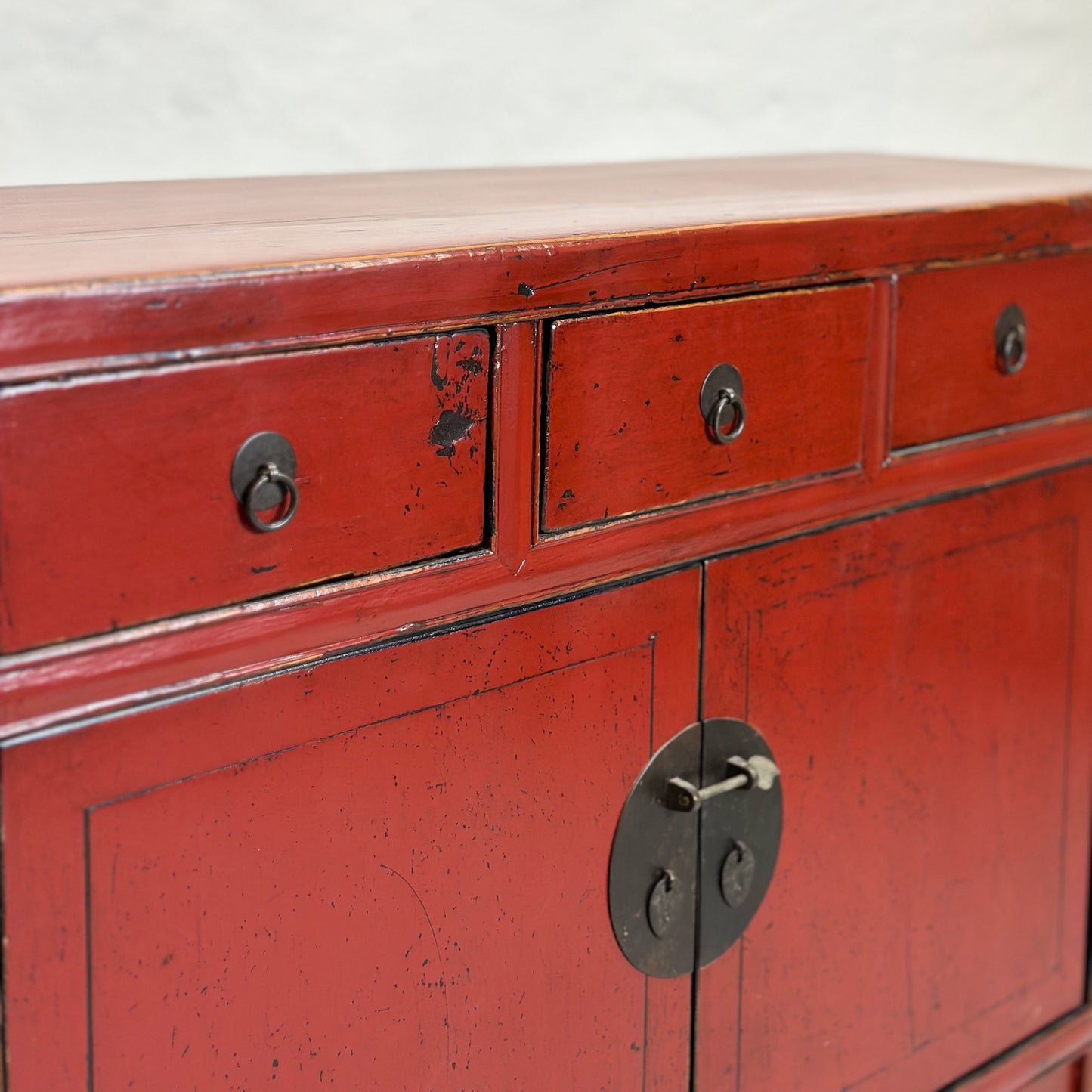 3 Drawer Beijing Cabinet