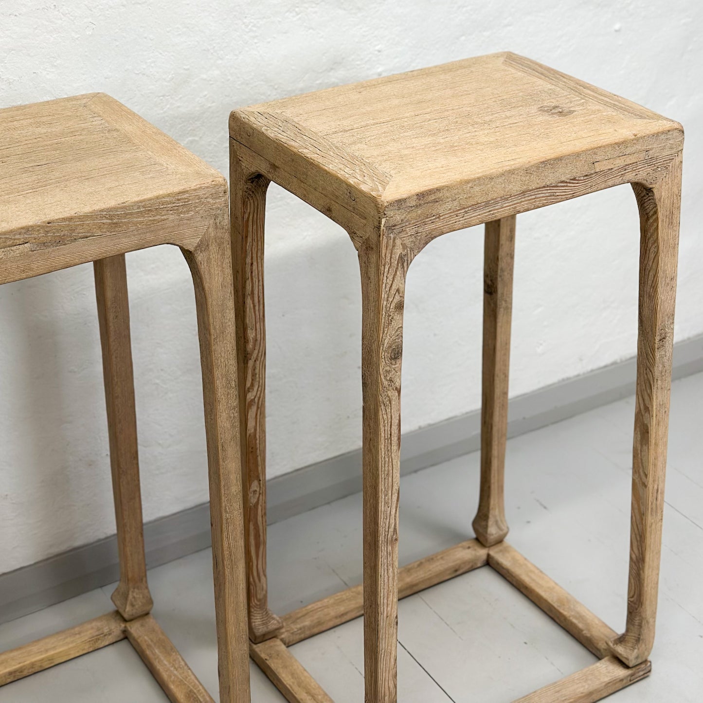 Rustic Elm Vase Table with Foot Brace