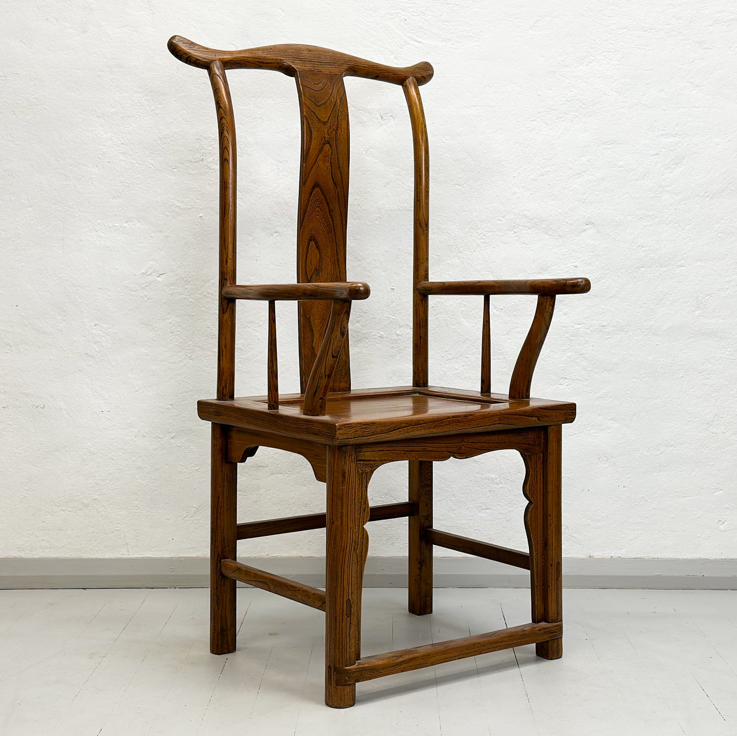 Elm Northern Style Official Chair