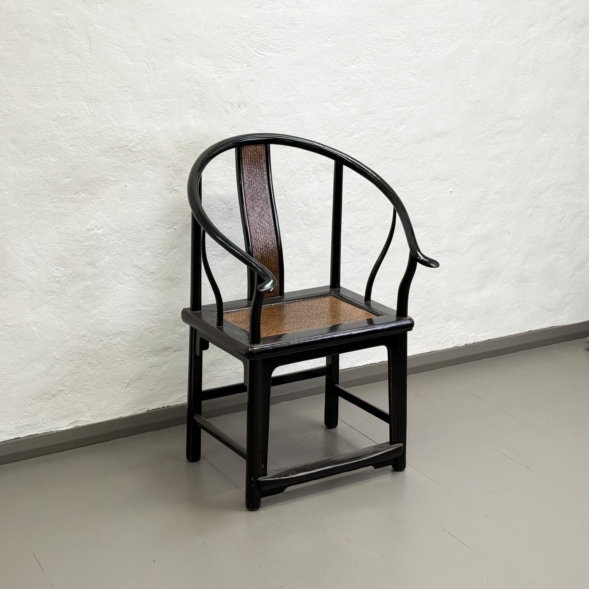 Horseshoe Back Chair with Rattan