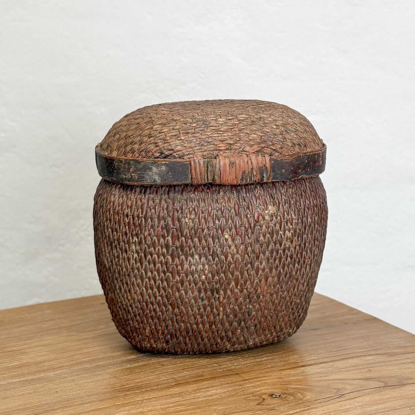 Vintage Cabbage Basket with Lid