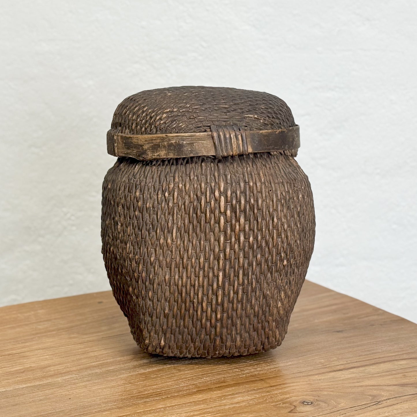 Vintage Cabbage Basket with Lid