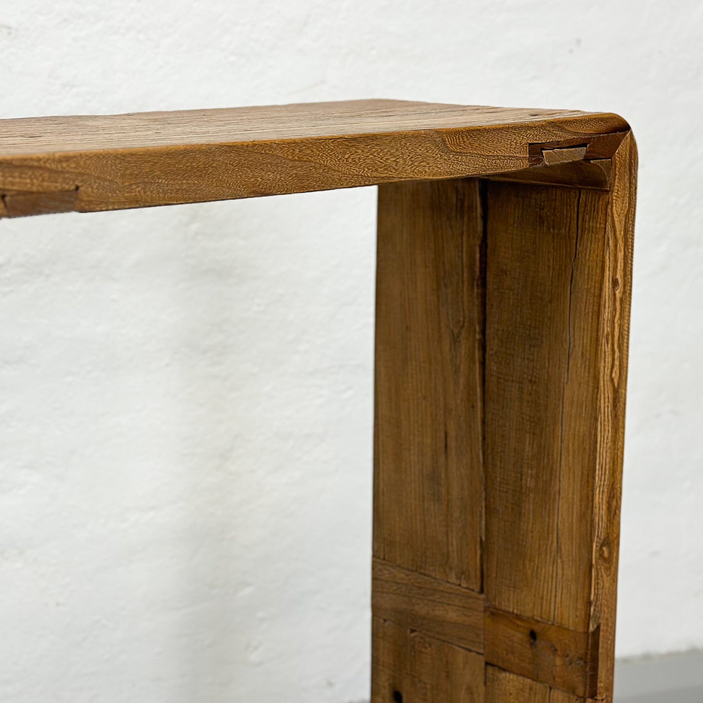 Raw Elm Hebei Music Table