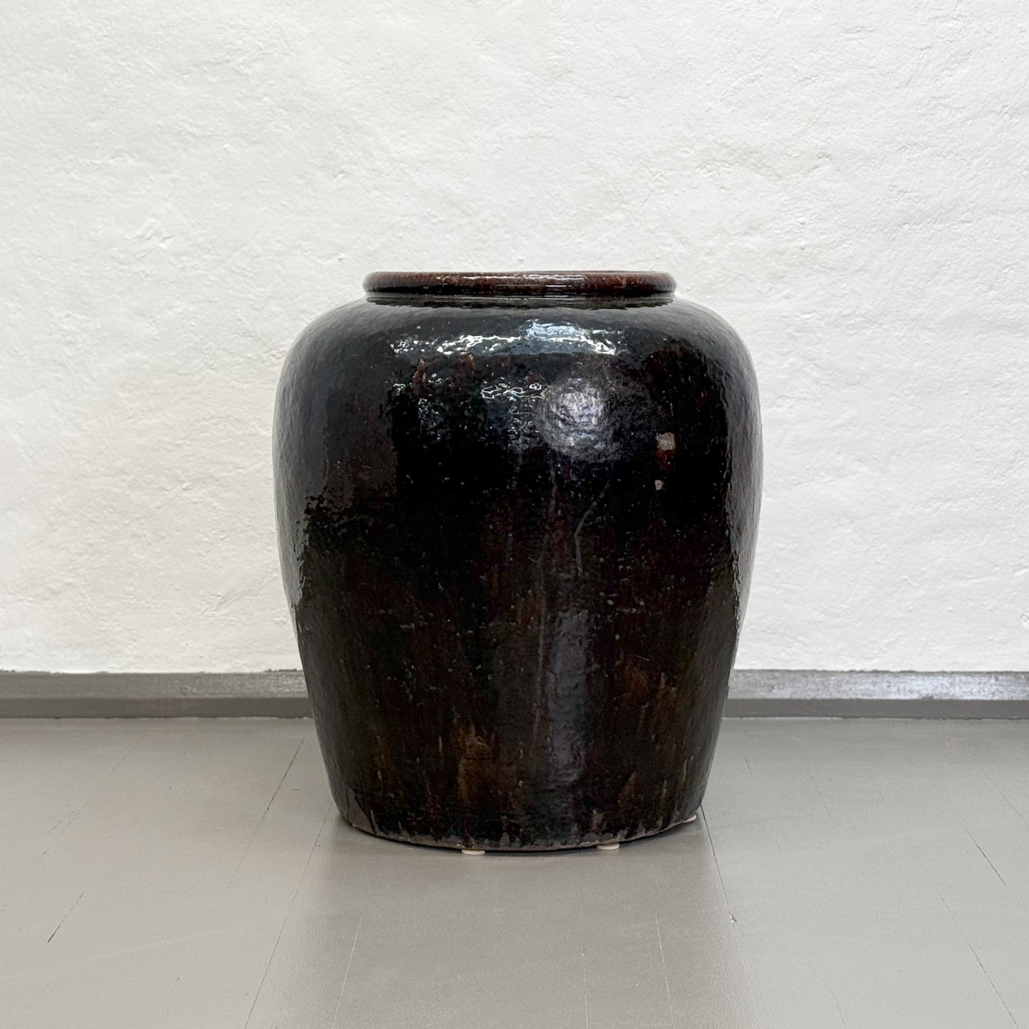 Large Glazed Wine Jar