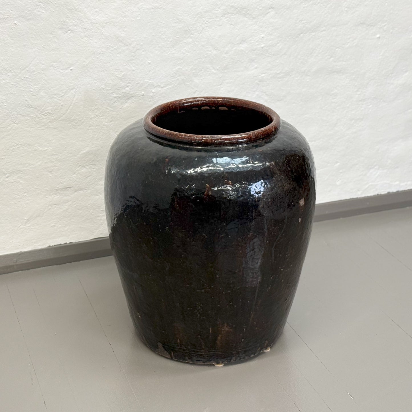Large Glazed Wine Jar
