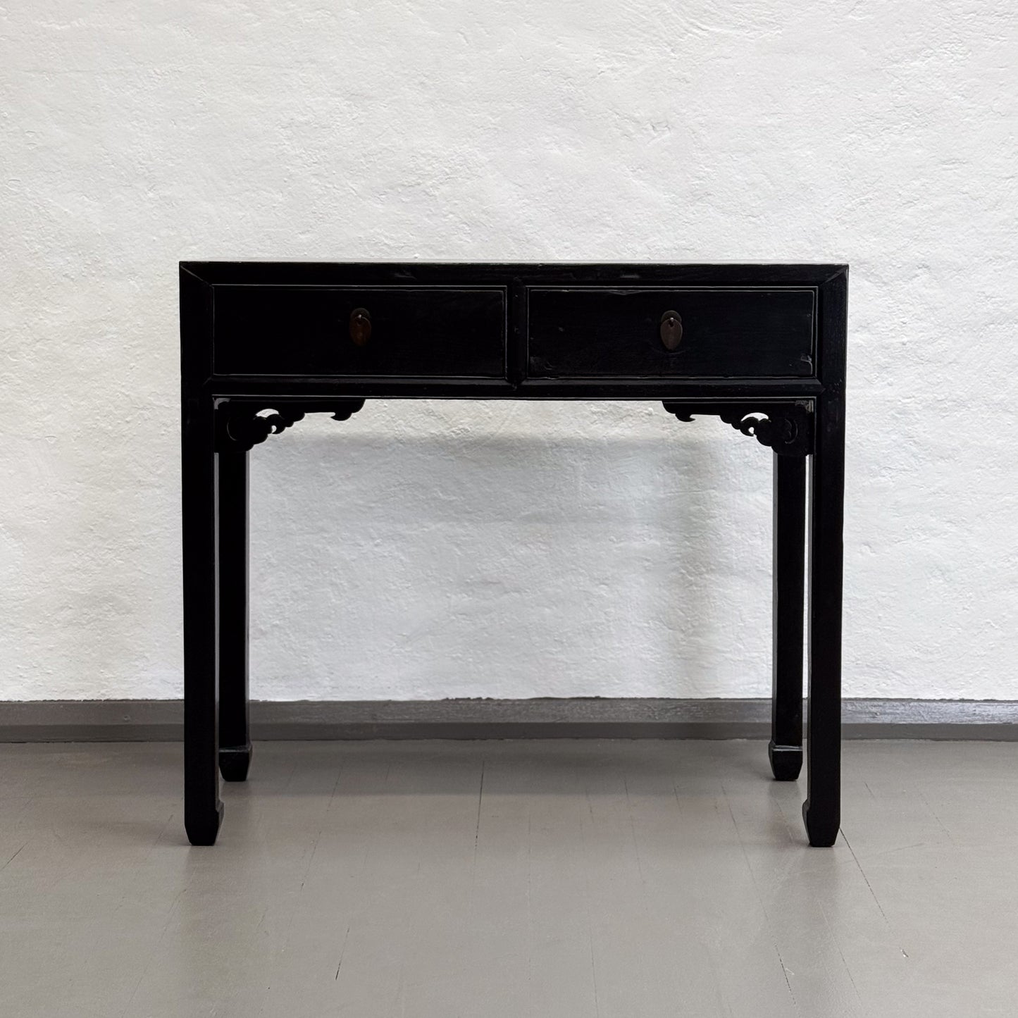 Vintage 2 Drawer Desk with Frieze