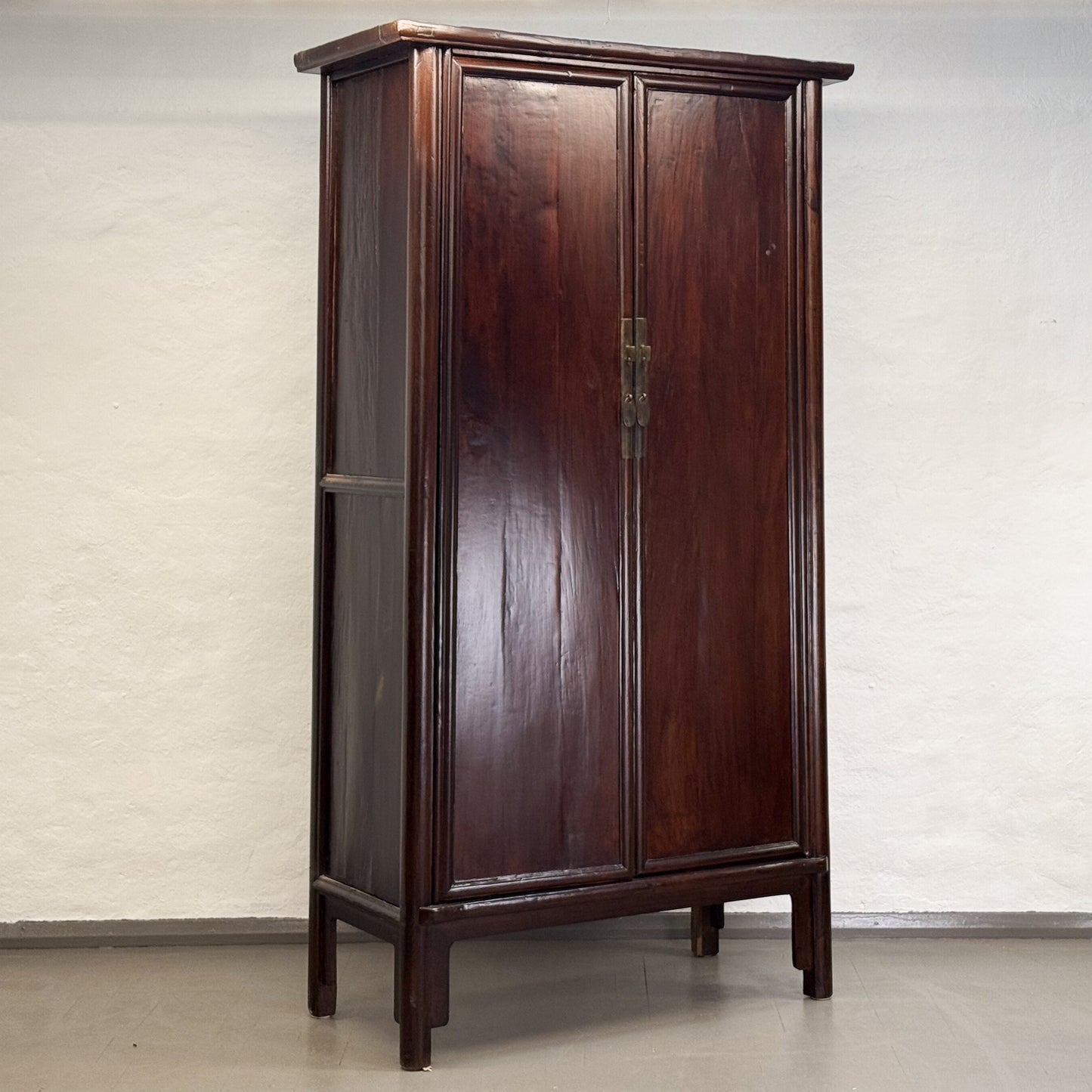 Vintage Tapered Elm Cupboard