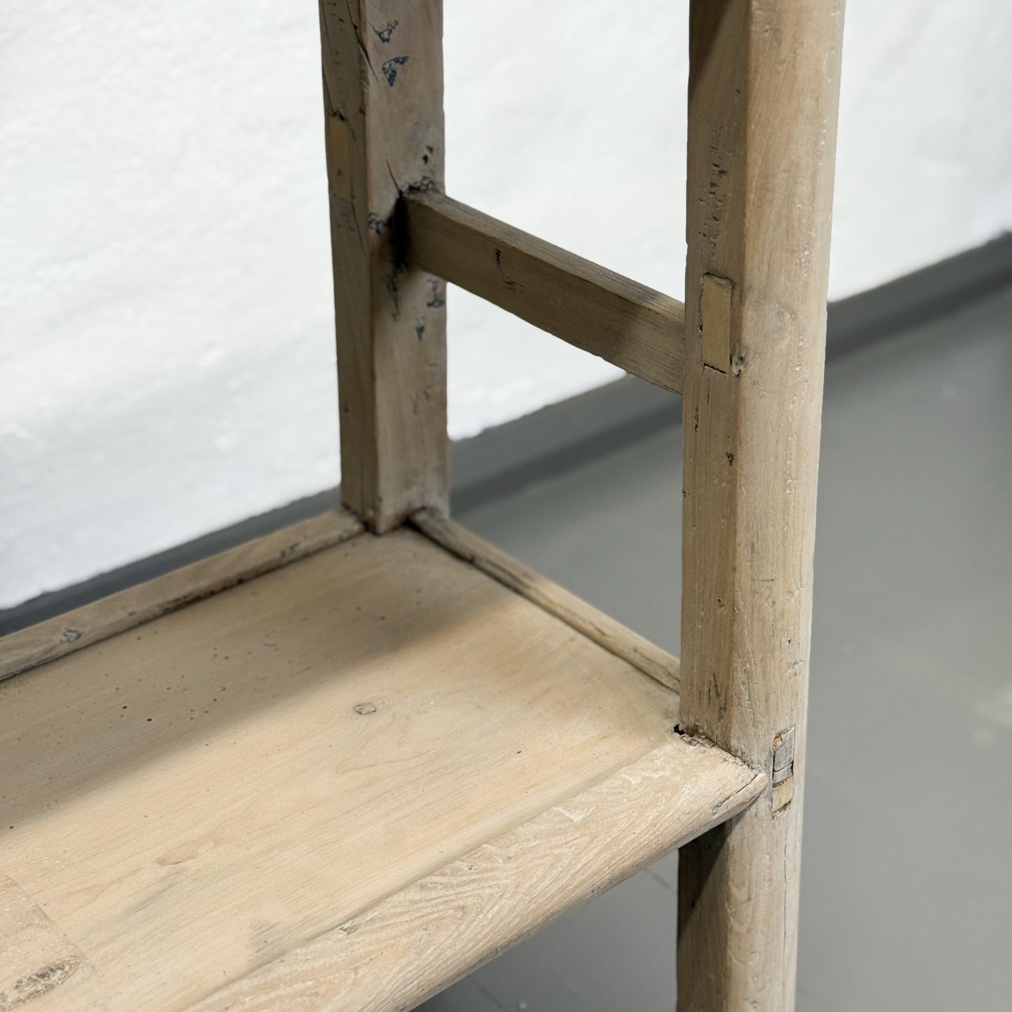 Simple Elm Console with Shelf