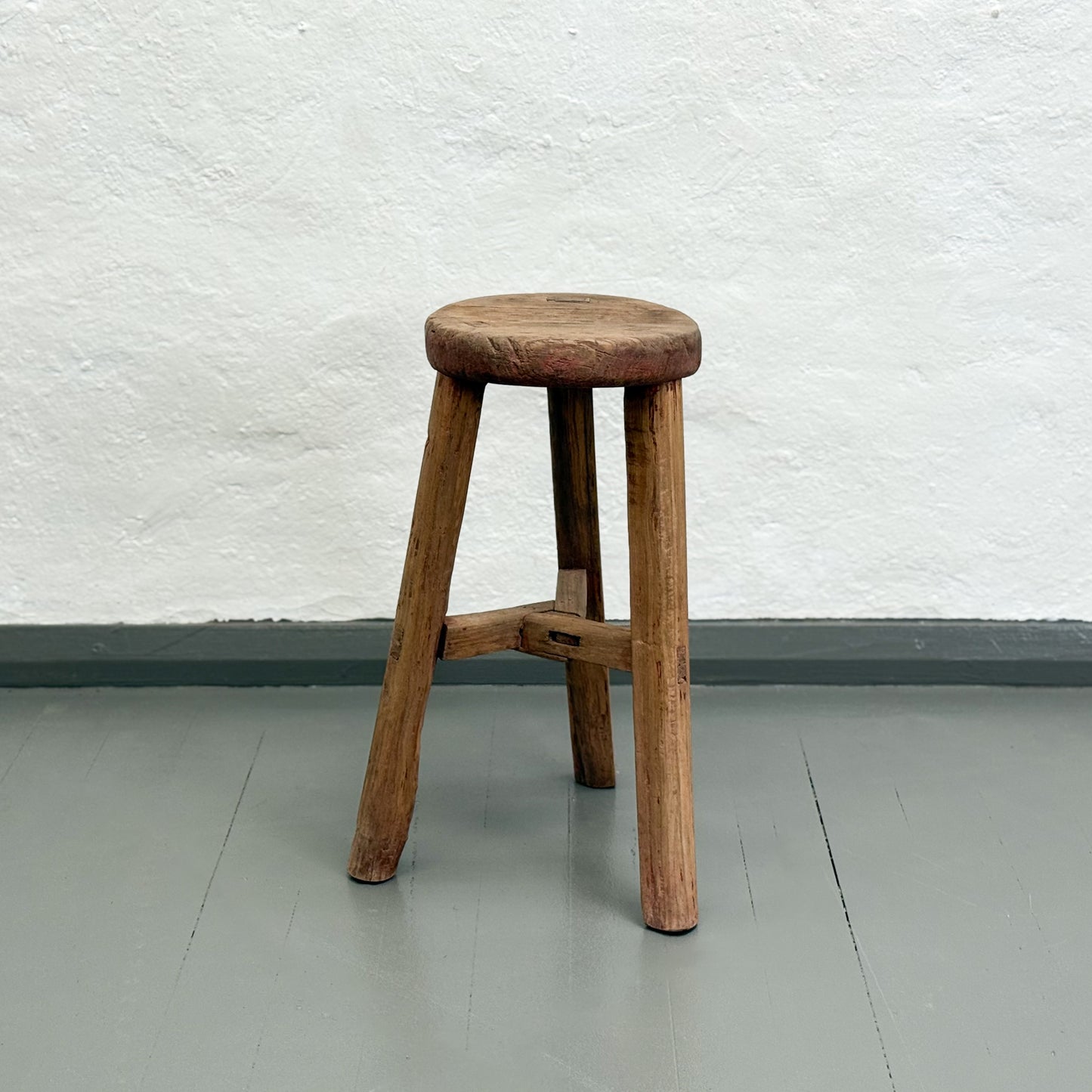 Round Workers Stool IV