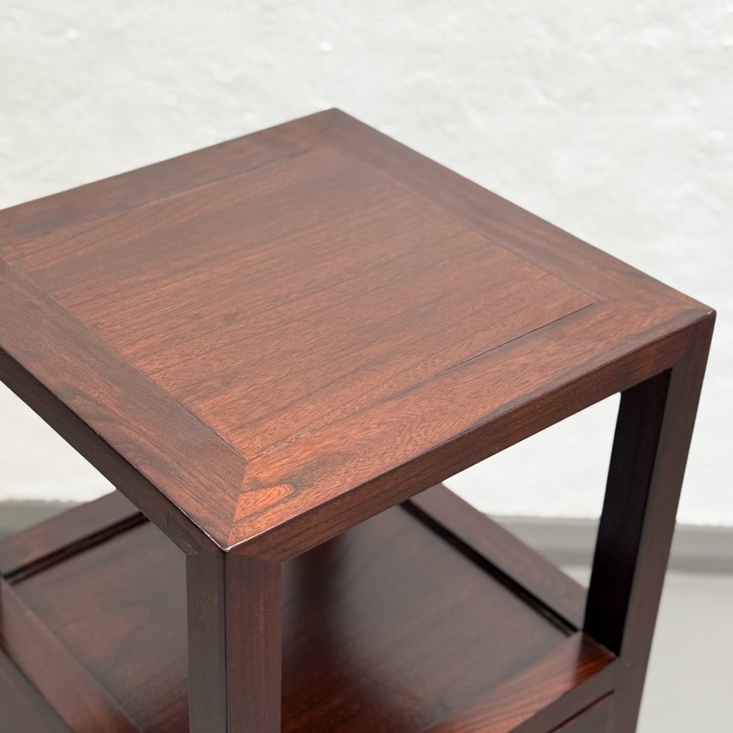 Vase Table with Drawer