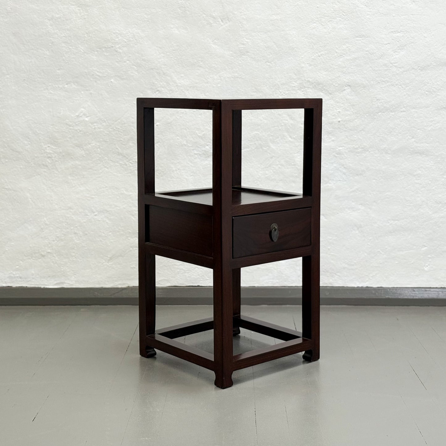 Vase Table with Drawer