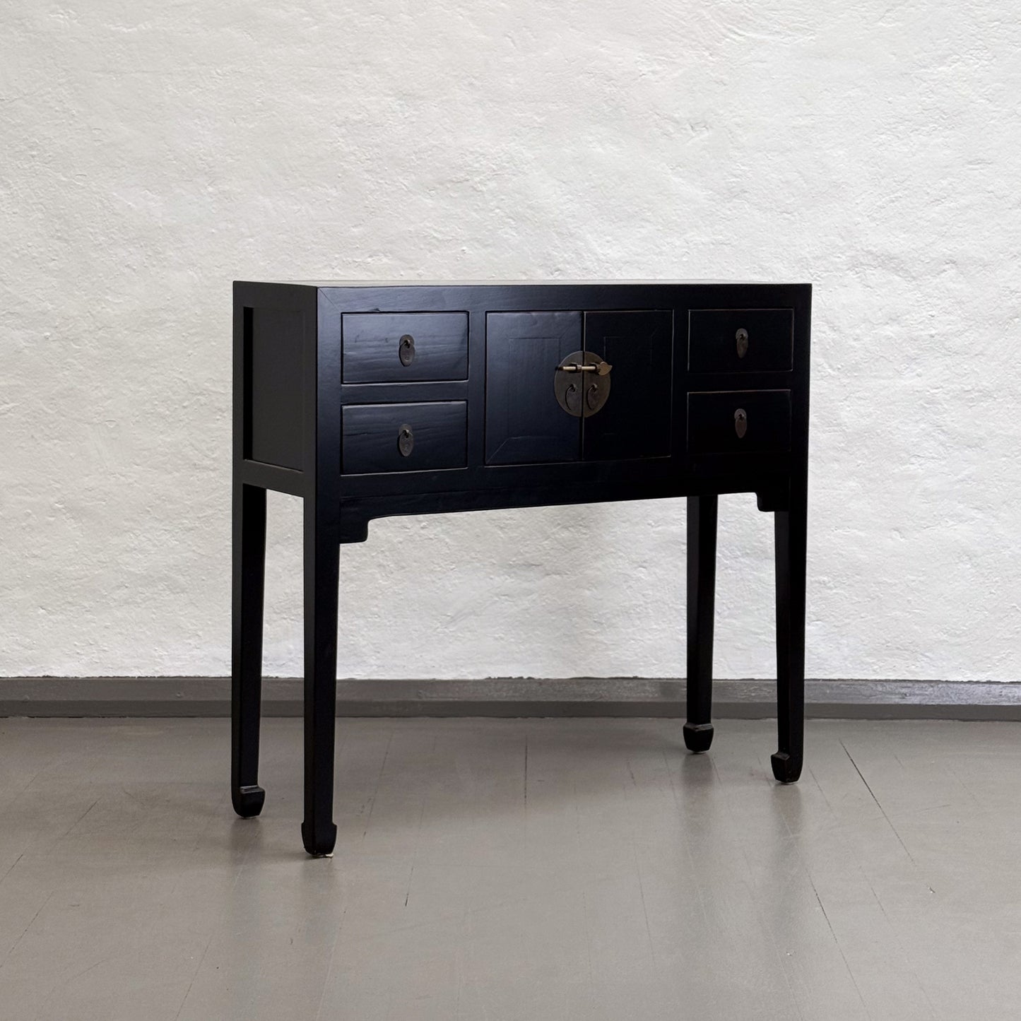Black Kang Console Table