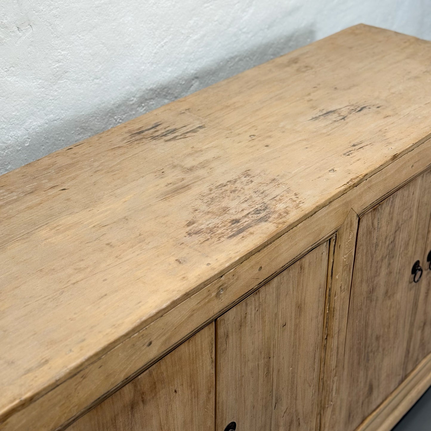 Simple Raw Elm 6 Door Cabinet