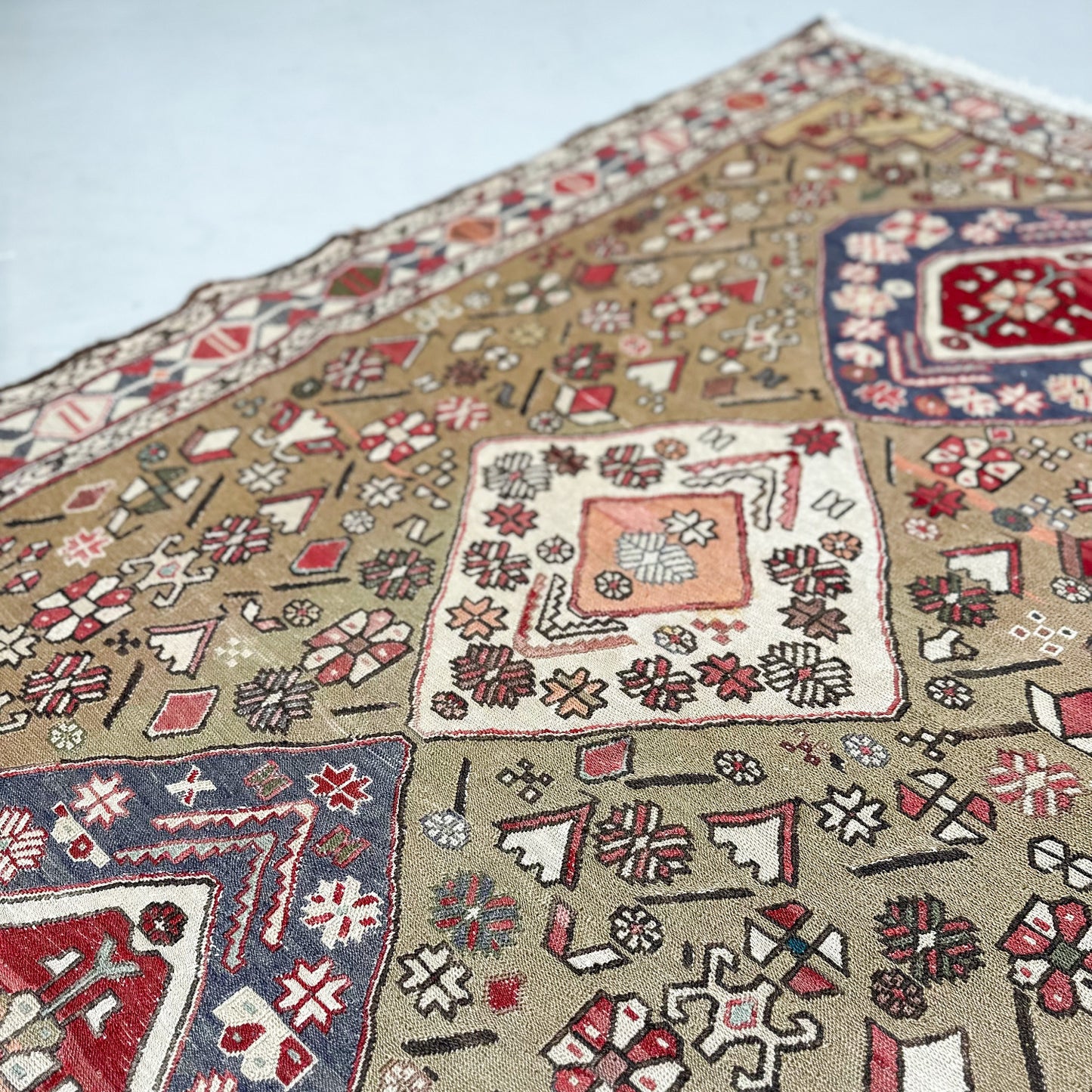 Sumak Kilim Rug