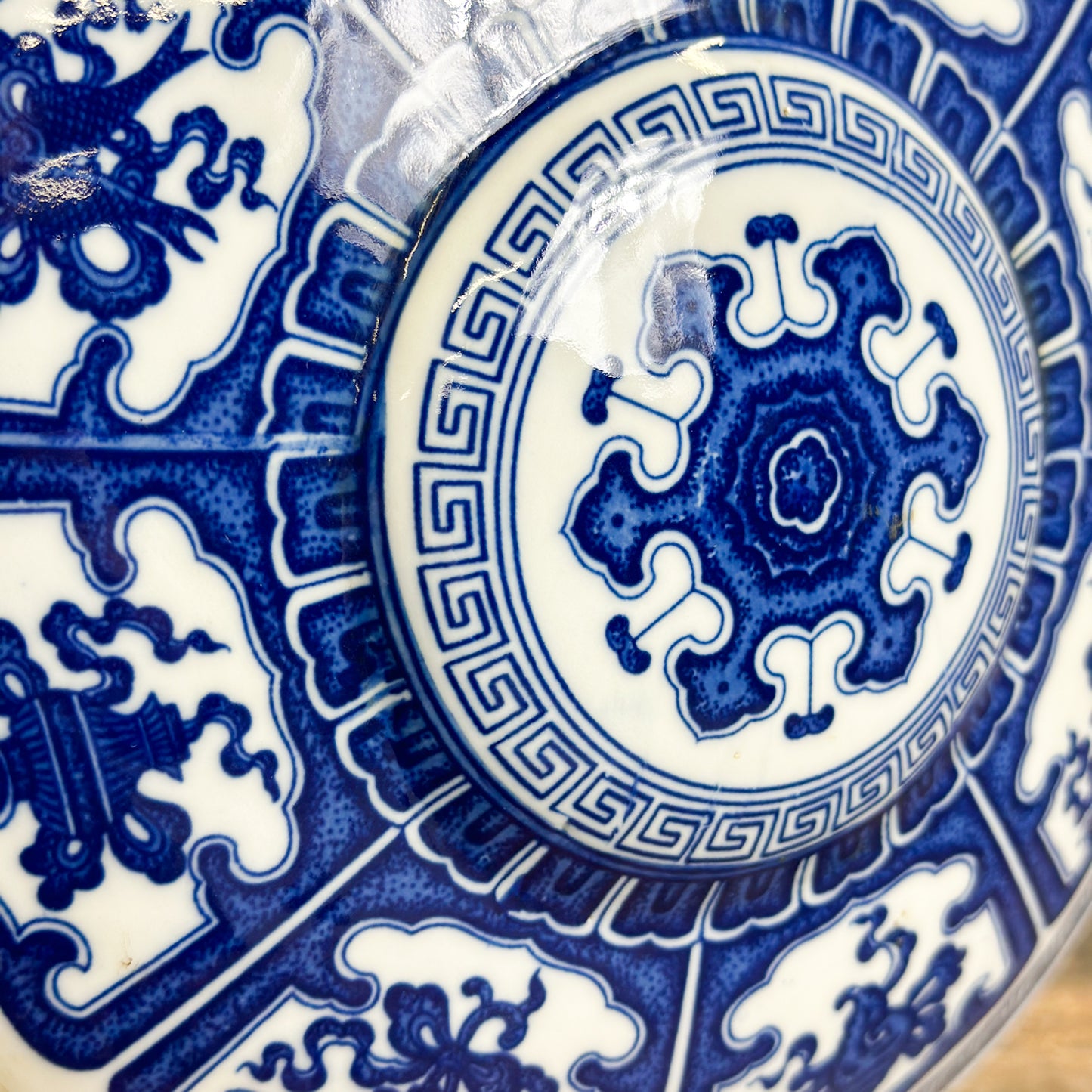 Round Porcelain Vase